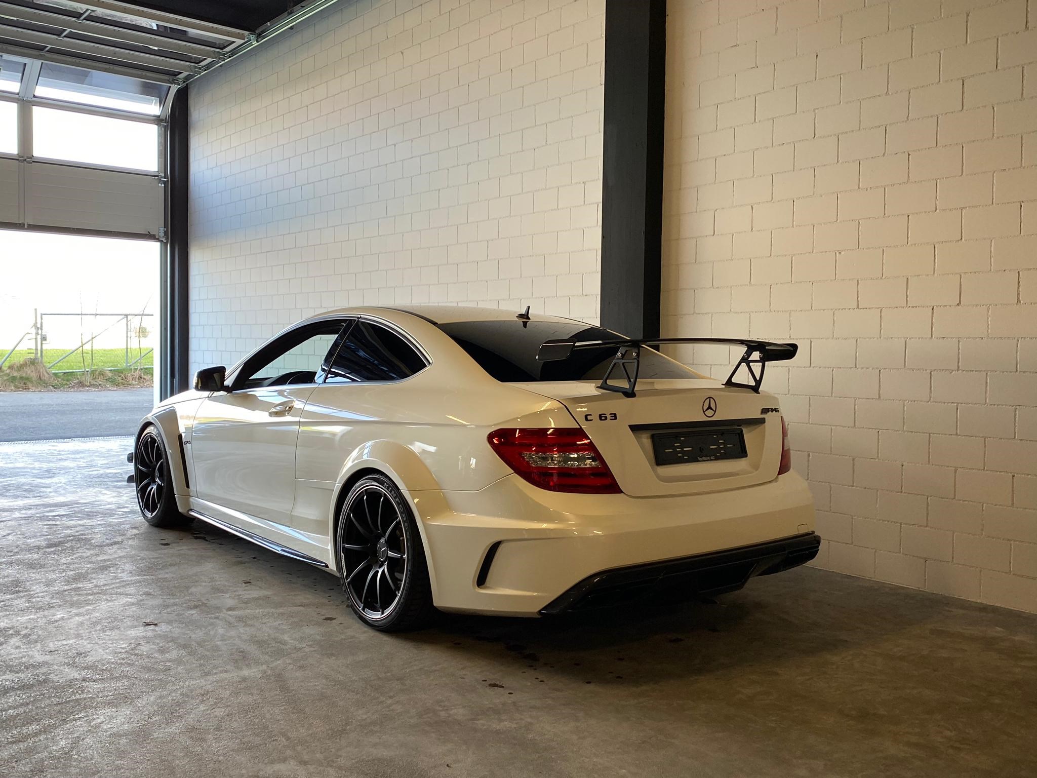 2013 MERCEDES-BENZ C 63 Coupé AMG BLACK SERIES, 2/7
