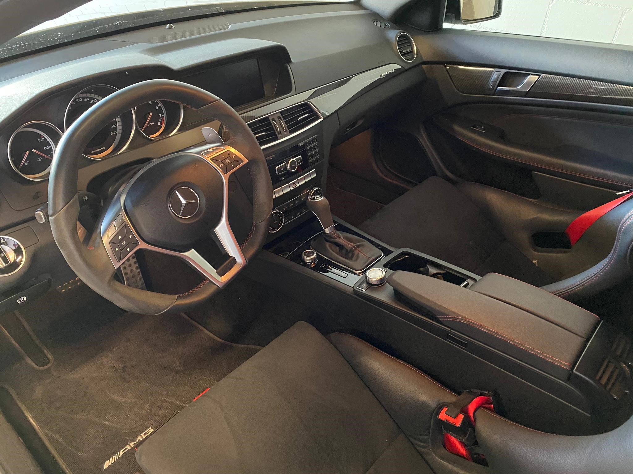 2013 MERCEDES-BENZ C 63 Coupé AMG BLACK SERIES, 3/7
