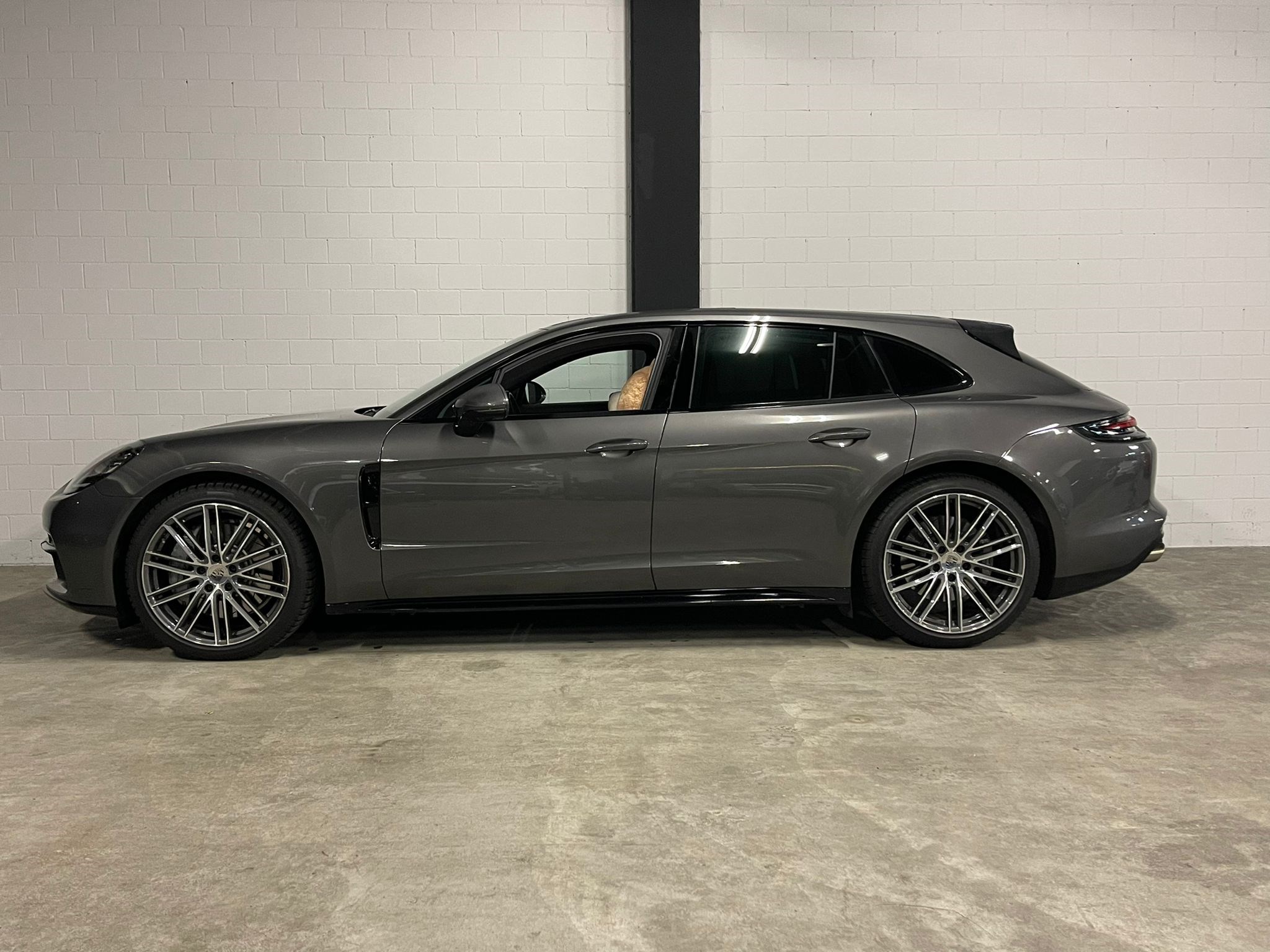 2018 PORSCHE Panamera 4S Sport Turismo, 3/7