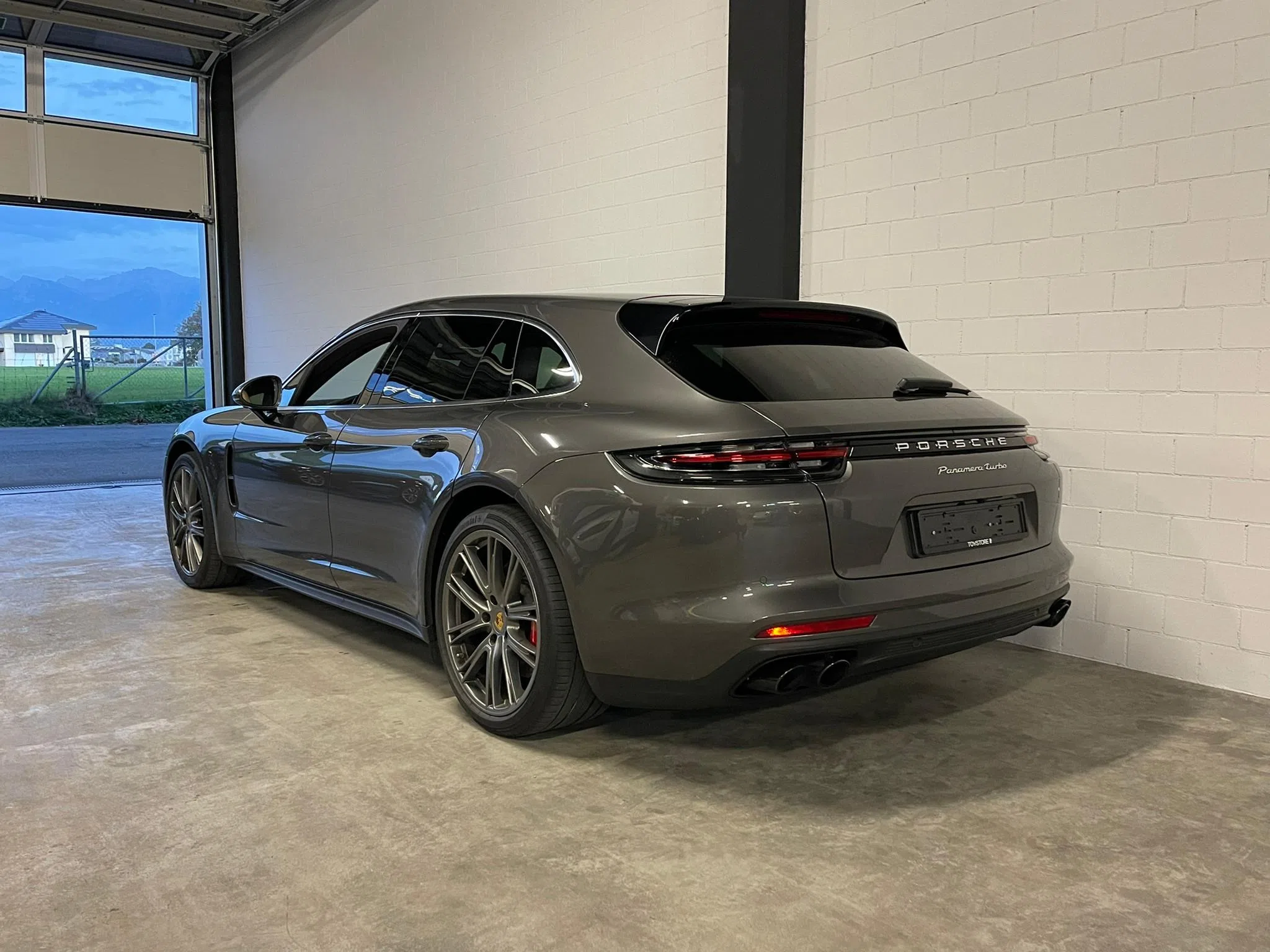 2018 PORSCHE Panamera Turbo Sport Turismo