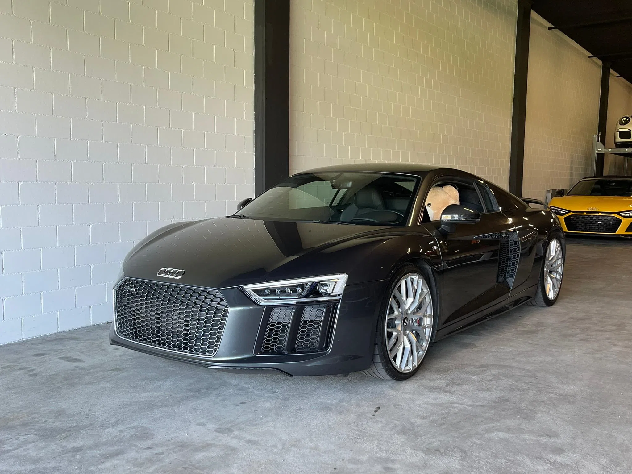 2016 AUDI R8 Coupé 5.2 plus S-Tronic