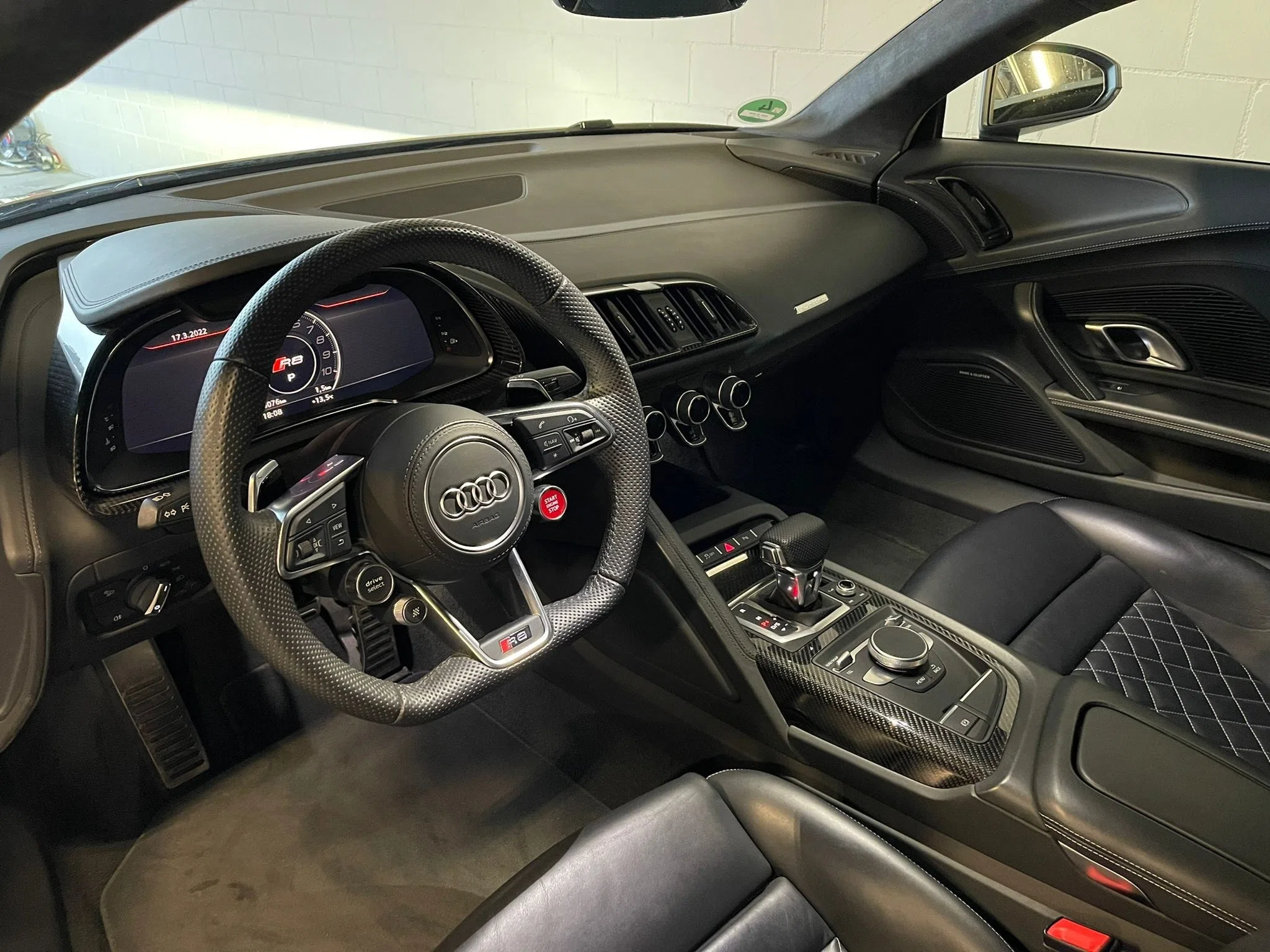 2019 AUDI R8 Coupé performance S-Tronic interior, dashboard