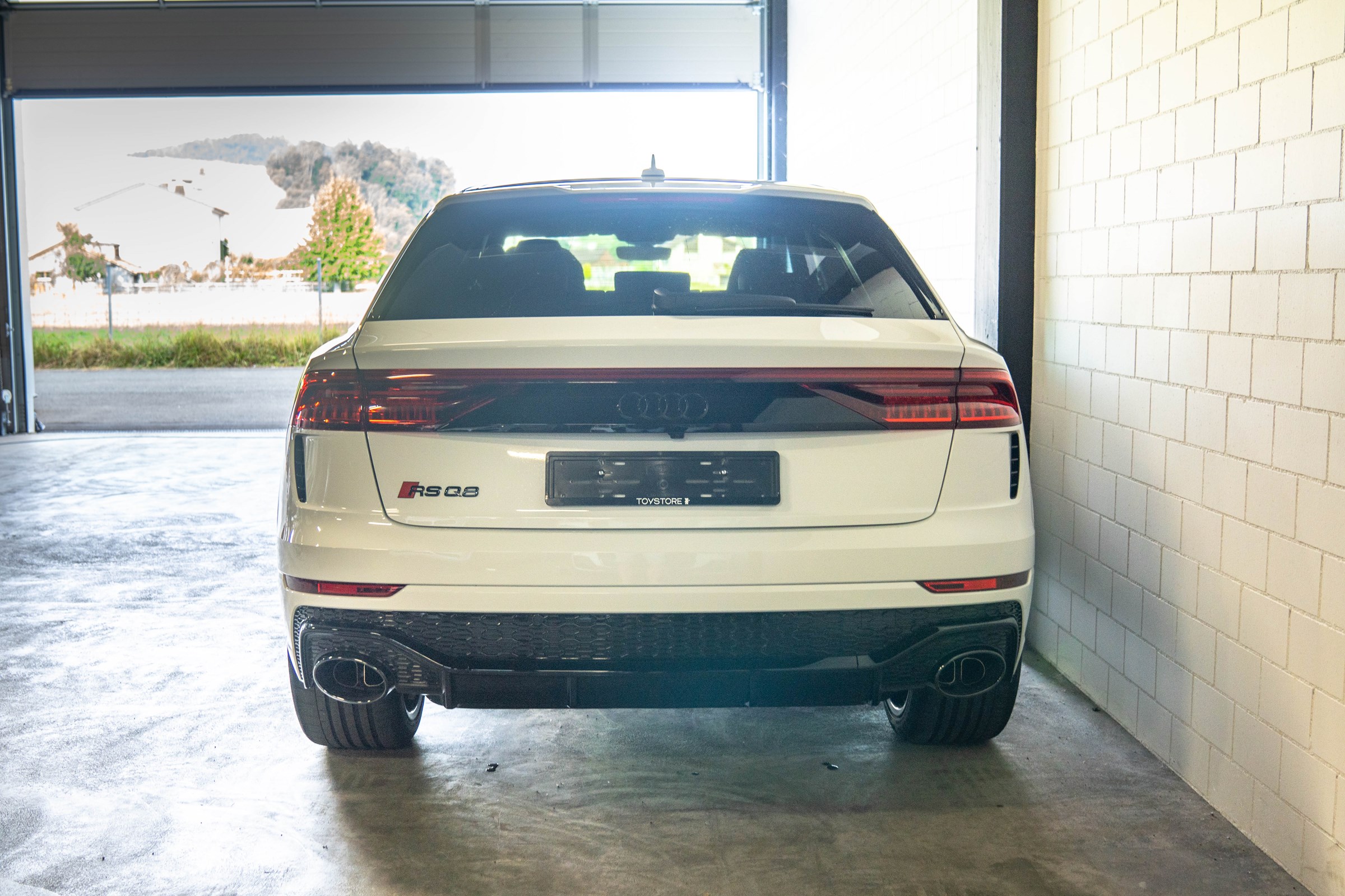 2022 AUDI RSQ8 quattro tiptronic, 5/12