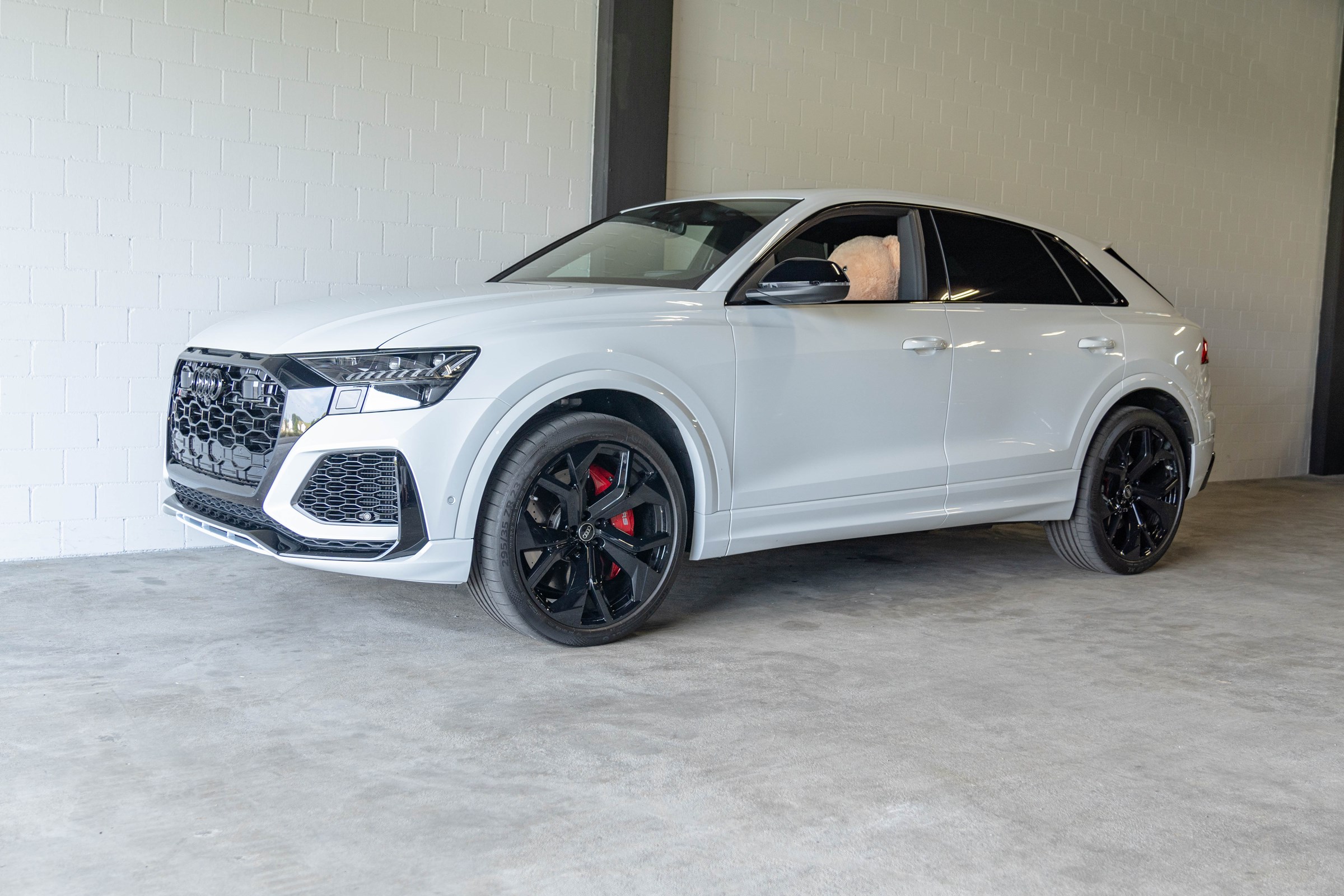 2022 AUDI RSQ8 quattro tiptronic, 12/12