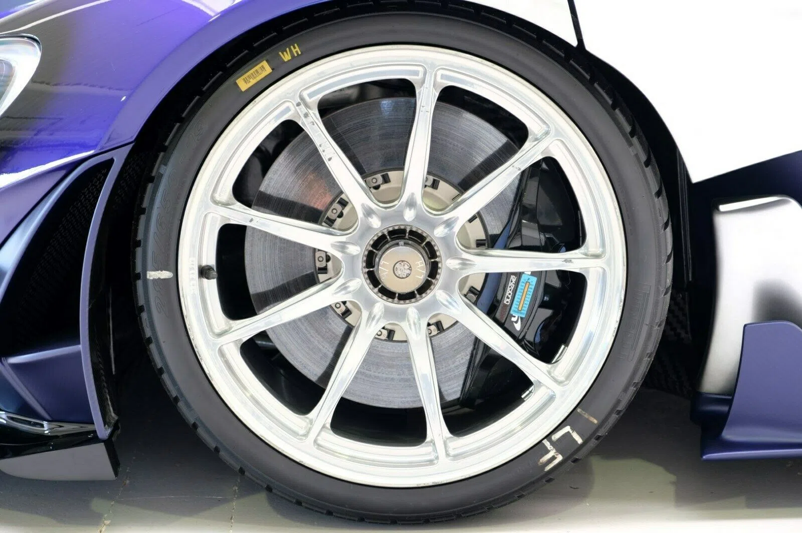 2016 McLaren P1 GTR MSO wheel