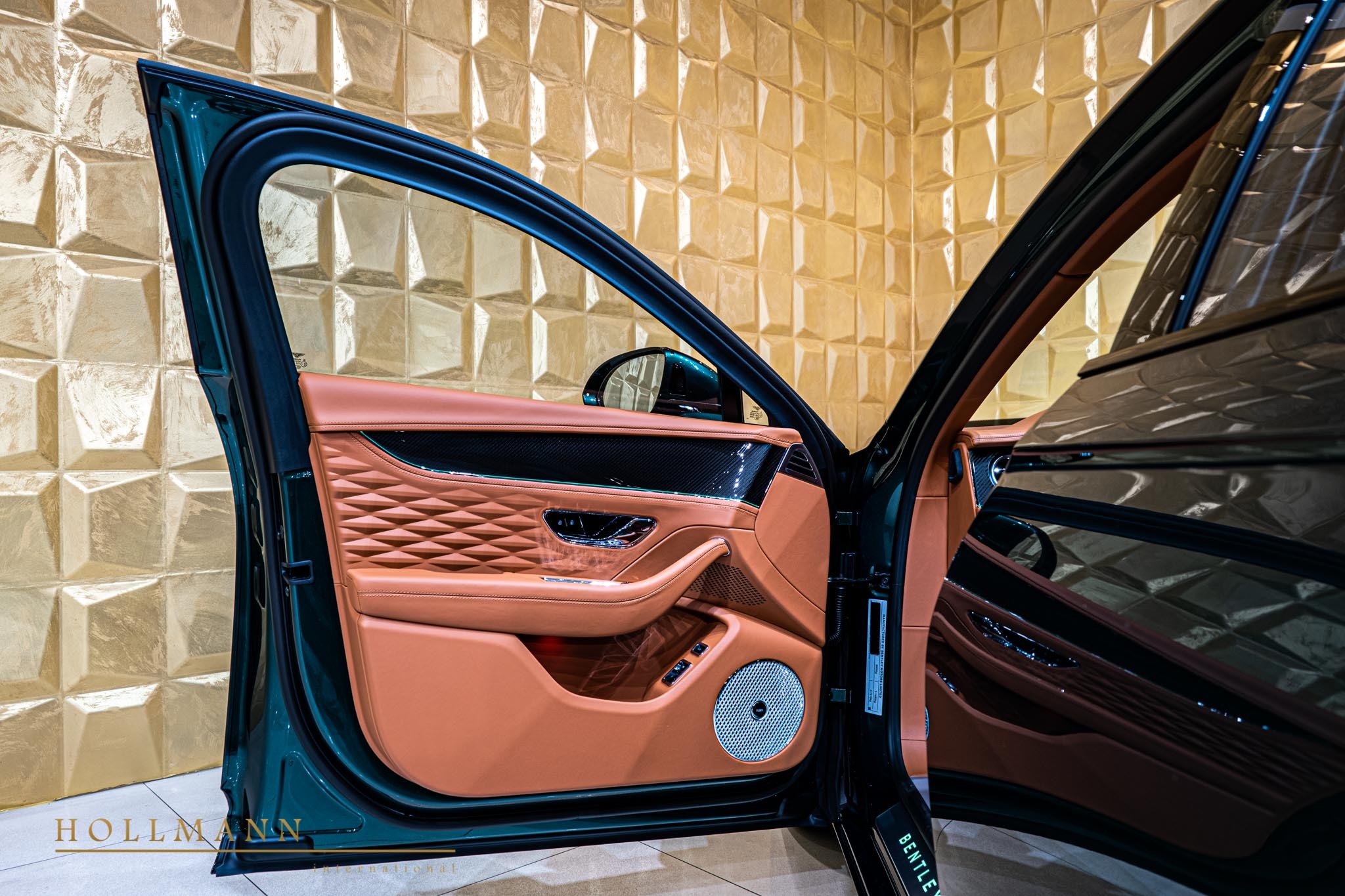 2022 Bentley Flying Spur W12, 13/20