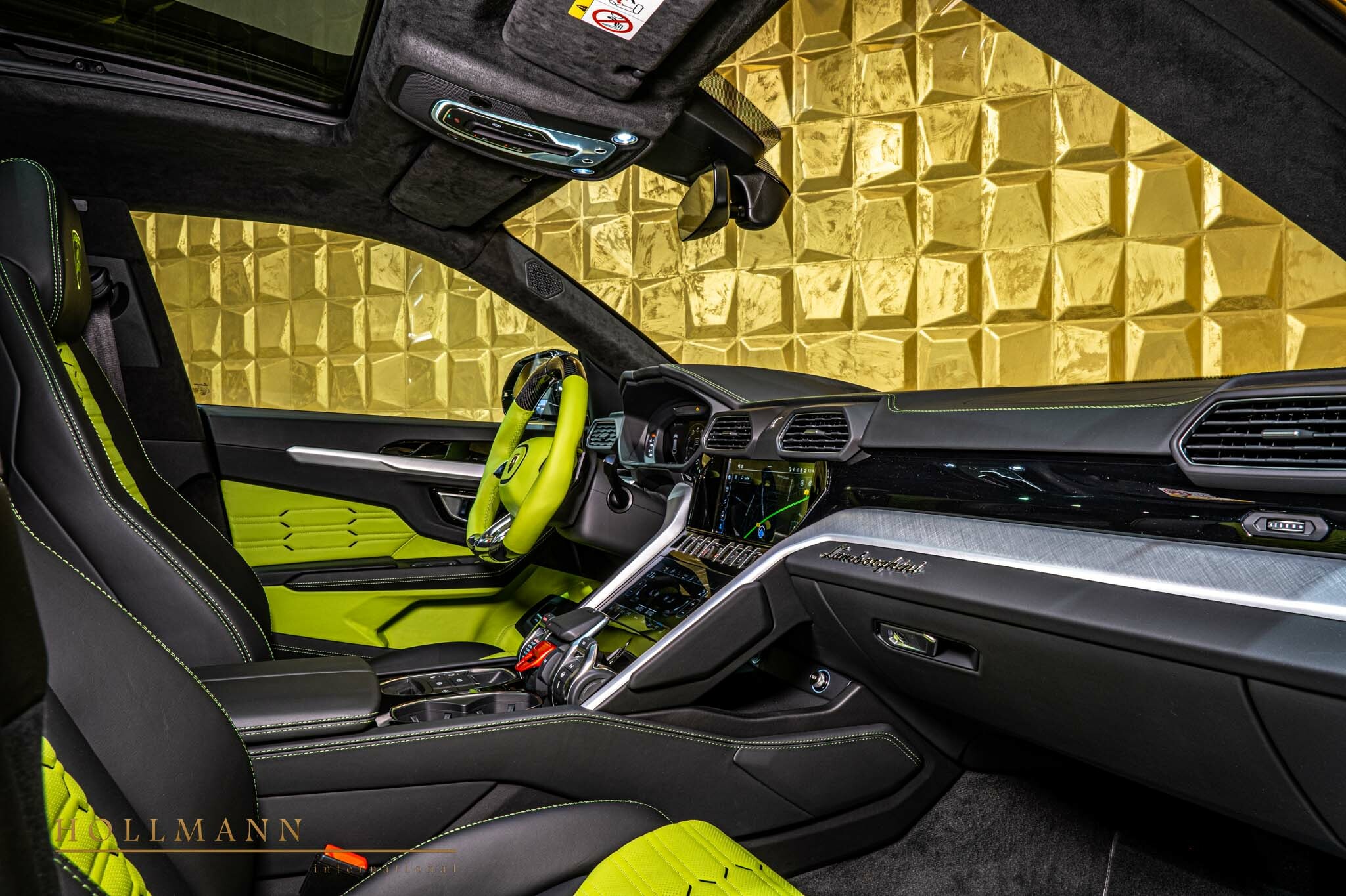 2022 Lamborghini Urus by NOVITEC, 3/20