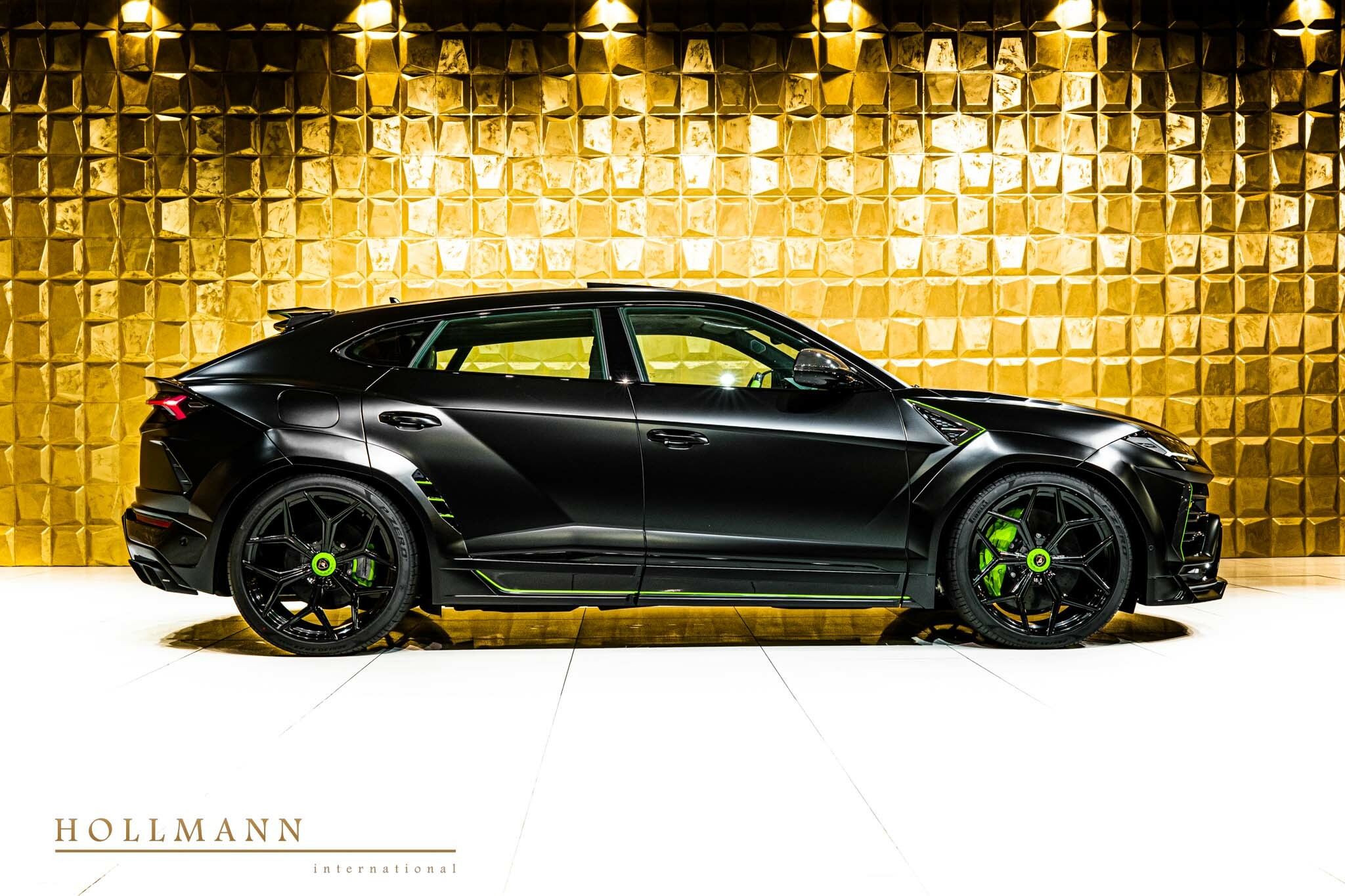 2022 Lamborghini Urus by NOVITEC, 16/20