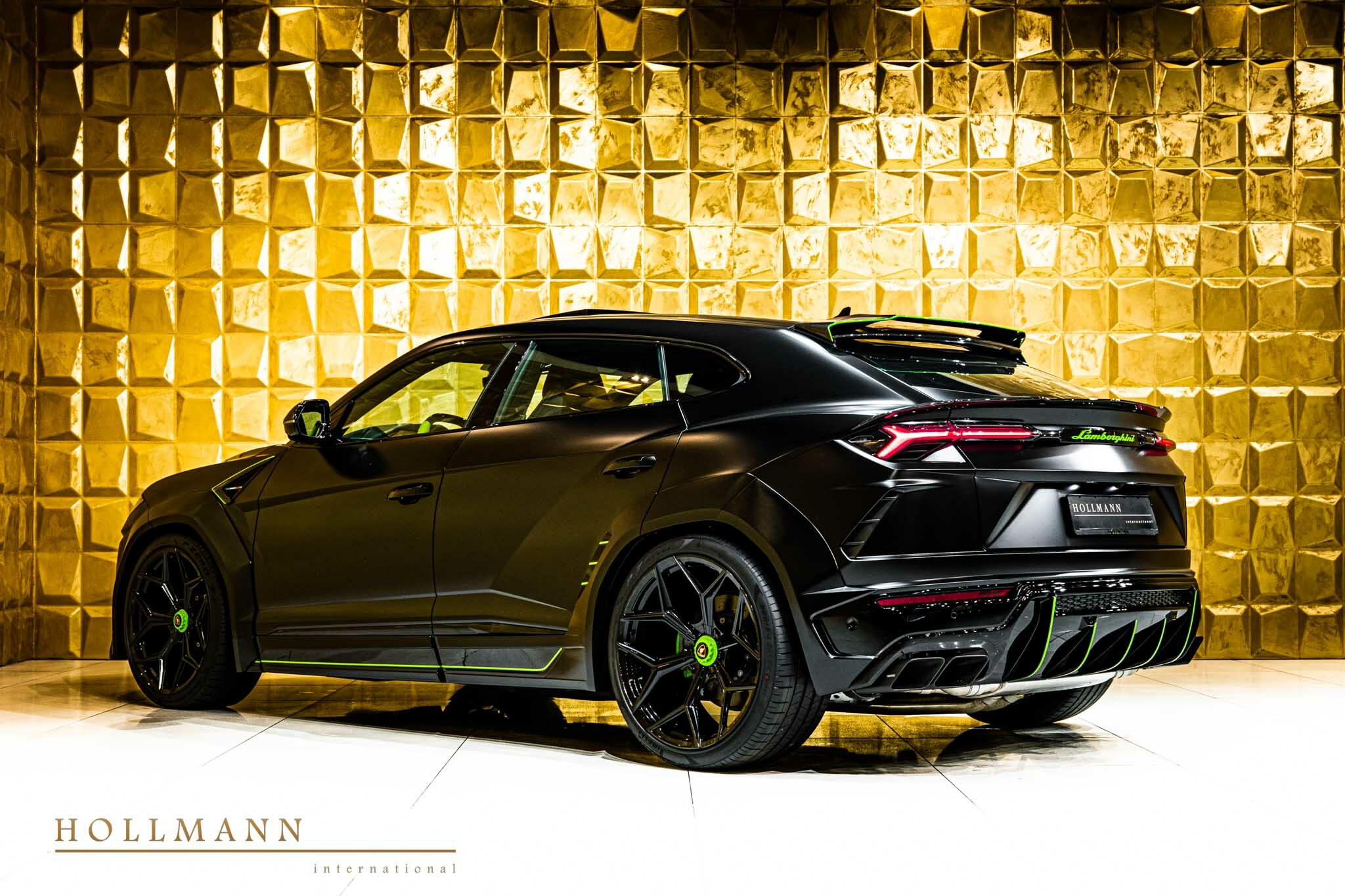 2022 Lamborghini Urus by NOVITEC, 18/20