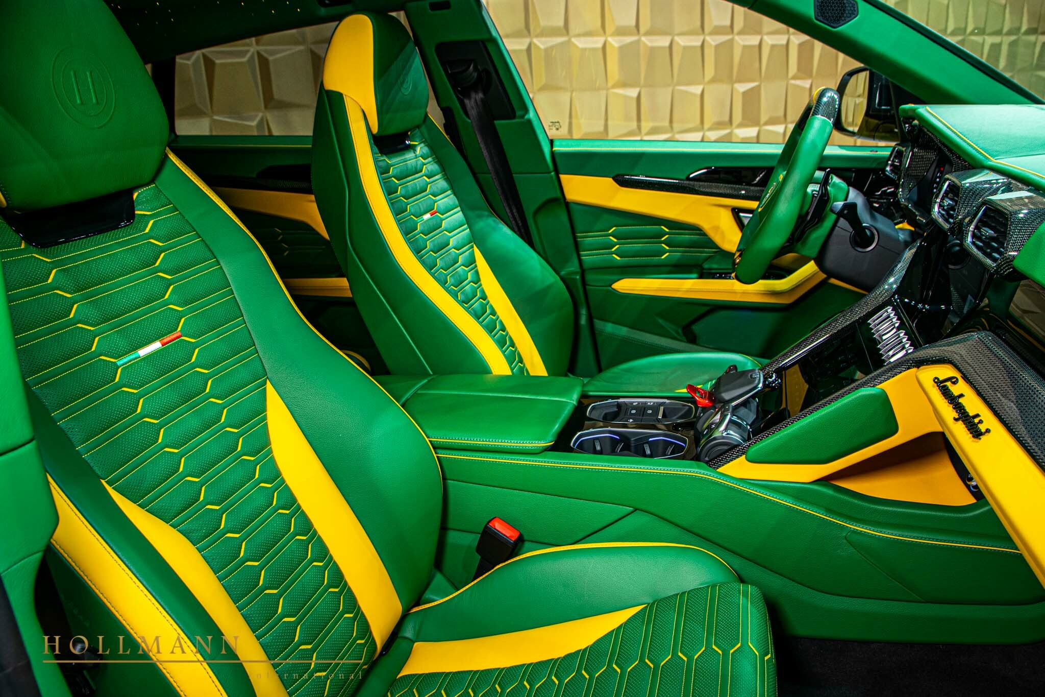 2022 Lamborghini Urus by NOVITEC, 7/21