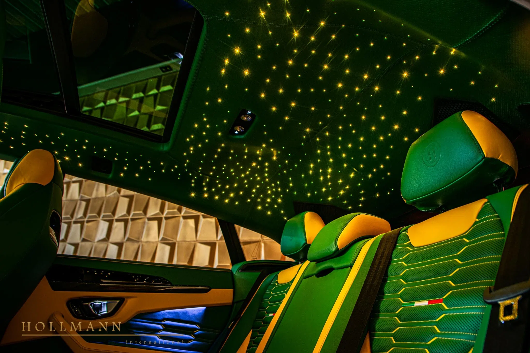 2022 Lamborghini Urus by NOVITEC interior, seats, Customized Green and Yellow