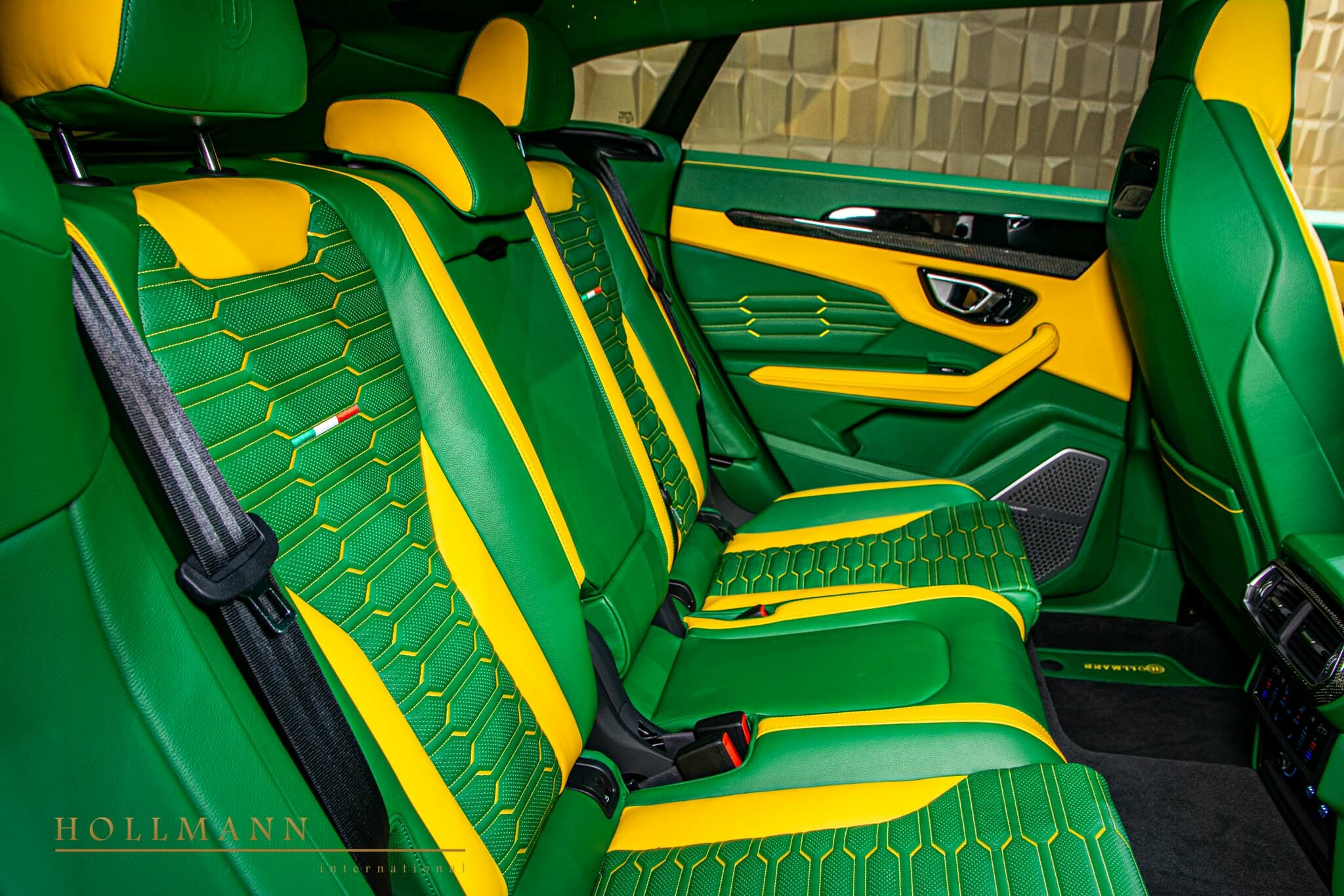 2022 Lamborghini Urus by NOVITEC, 9/21