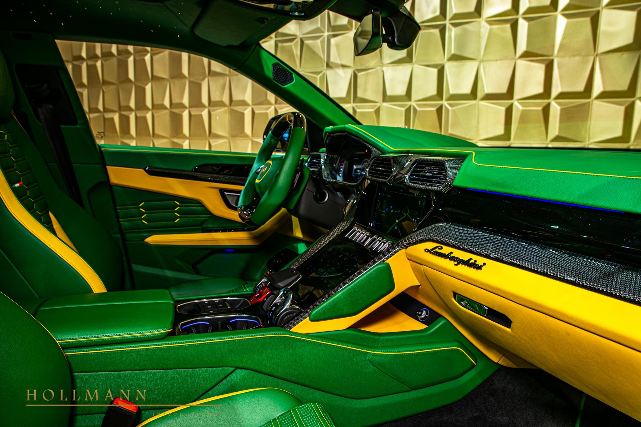 2022 Lamborghini Urus by NOVITEC, 13/21