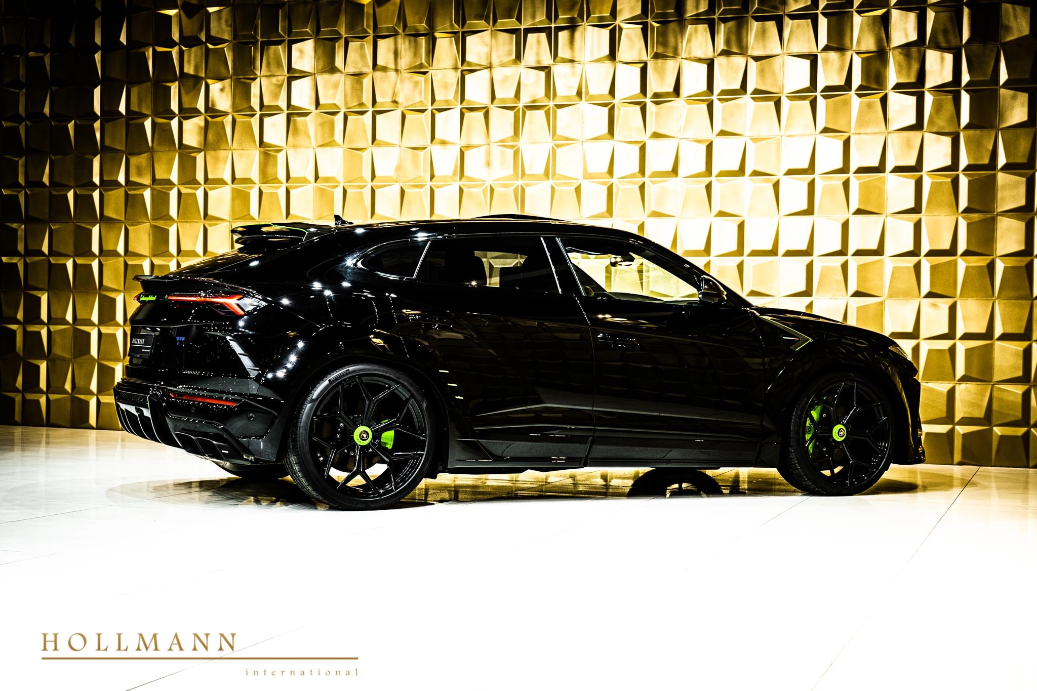 2022 Lamborghini Urus by NOVITEC, 20/21