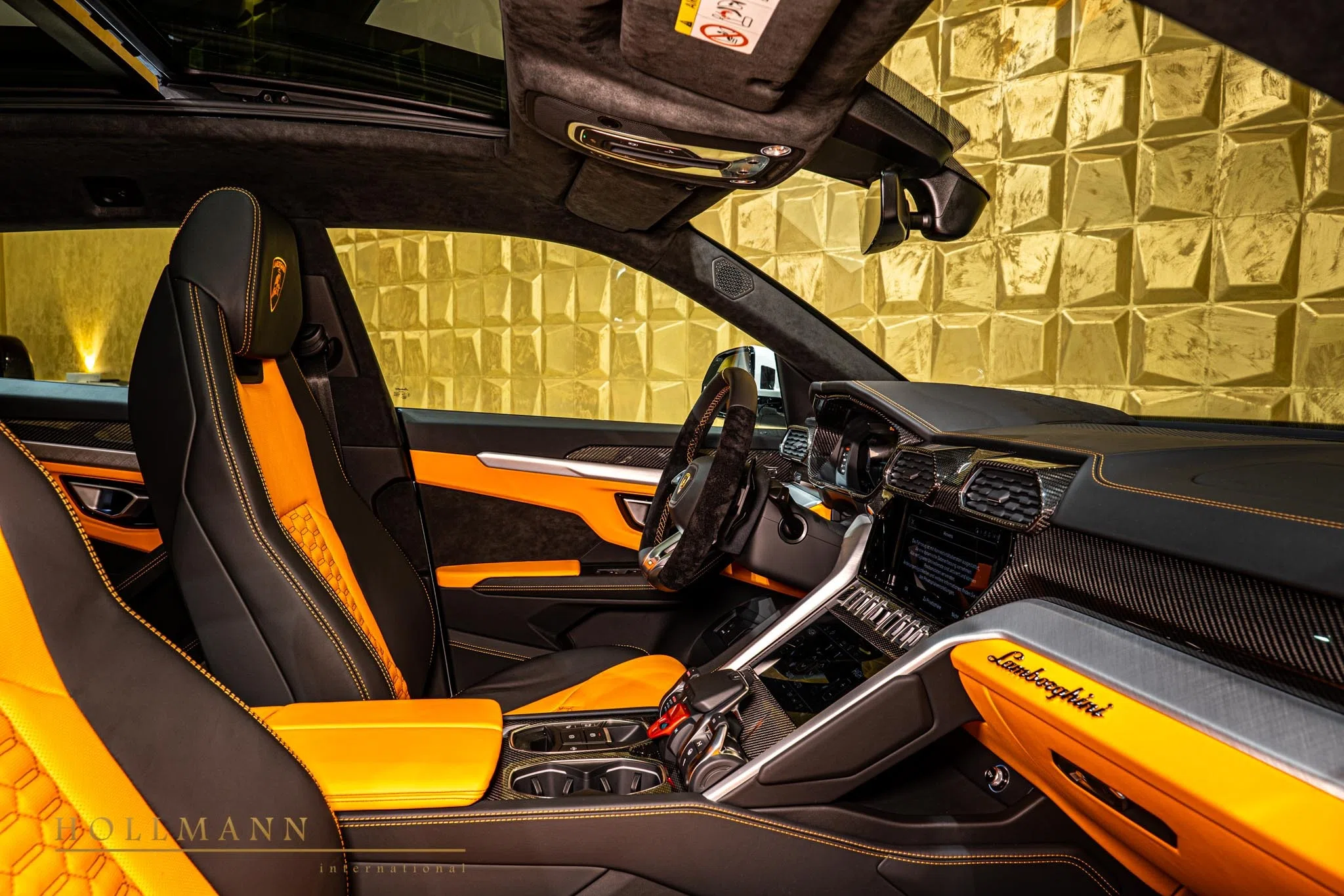 2022 Mansory Urus Venatus interior