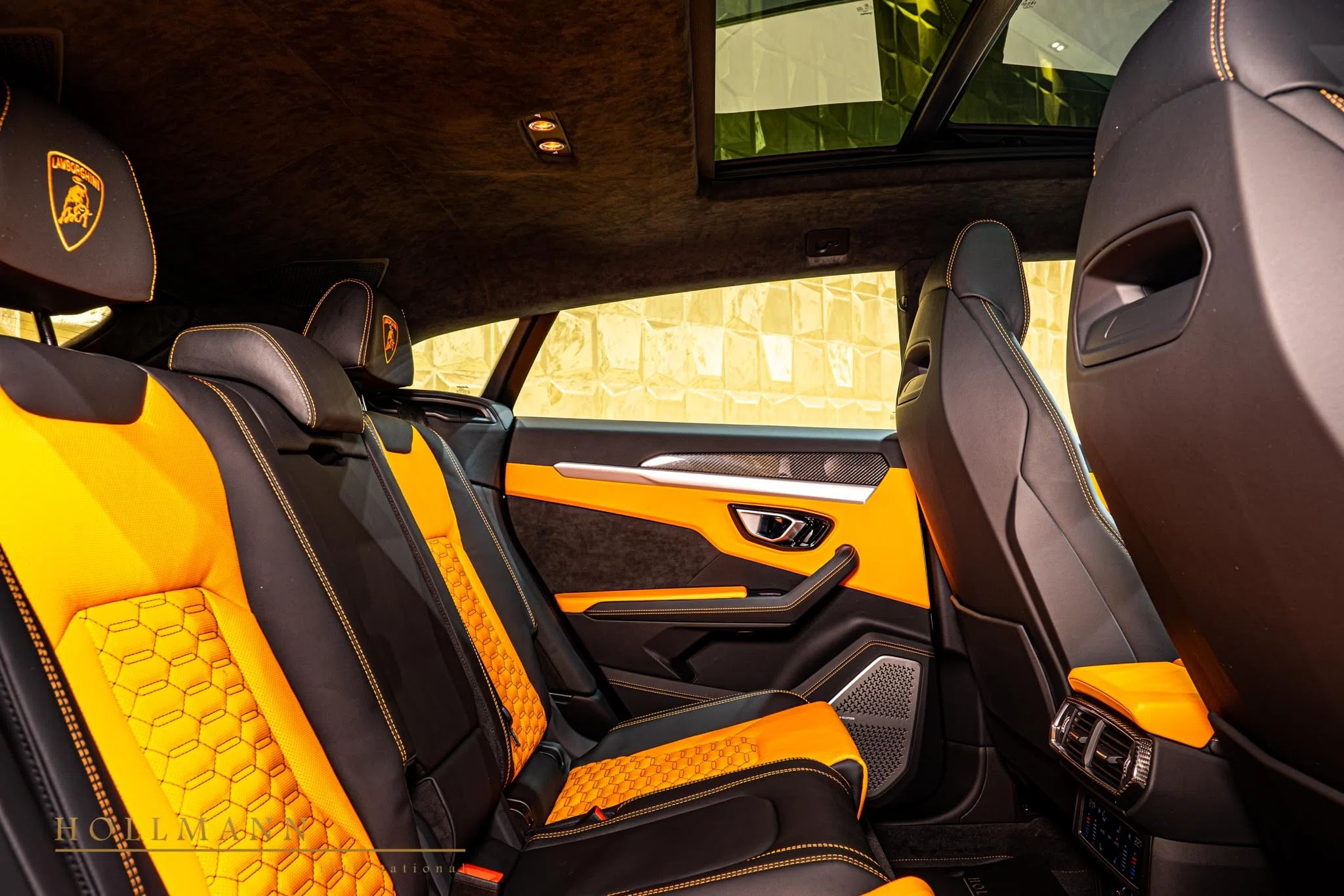 2022 Mansory Urus Venatus interior, seats