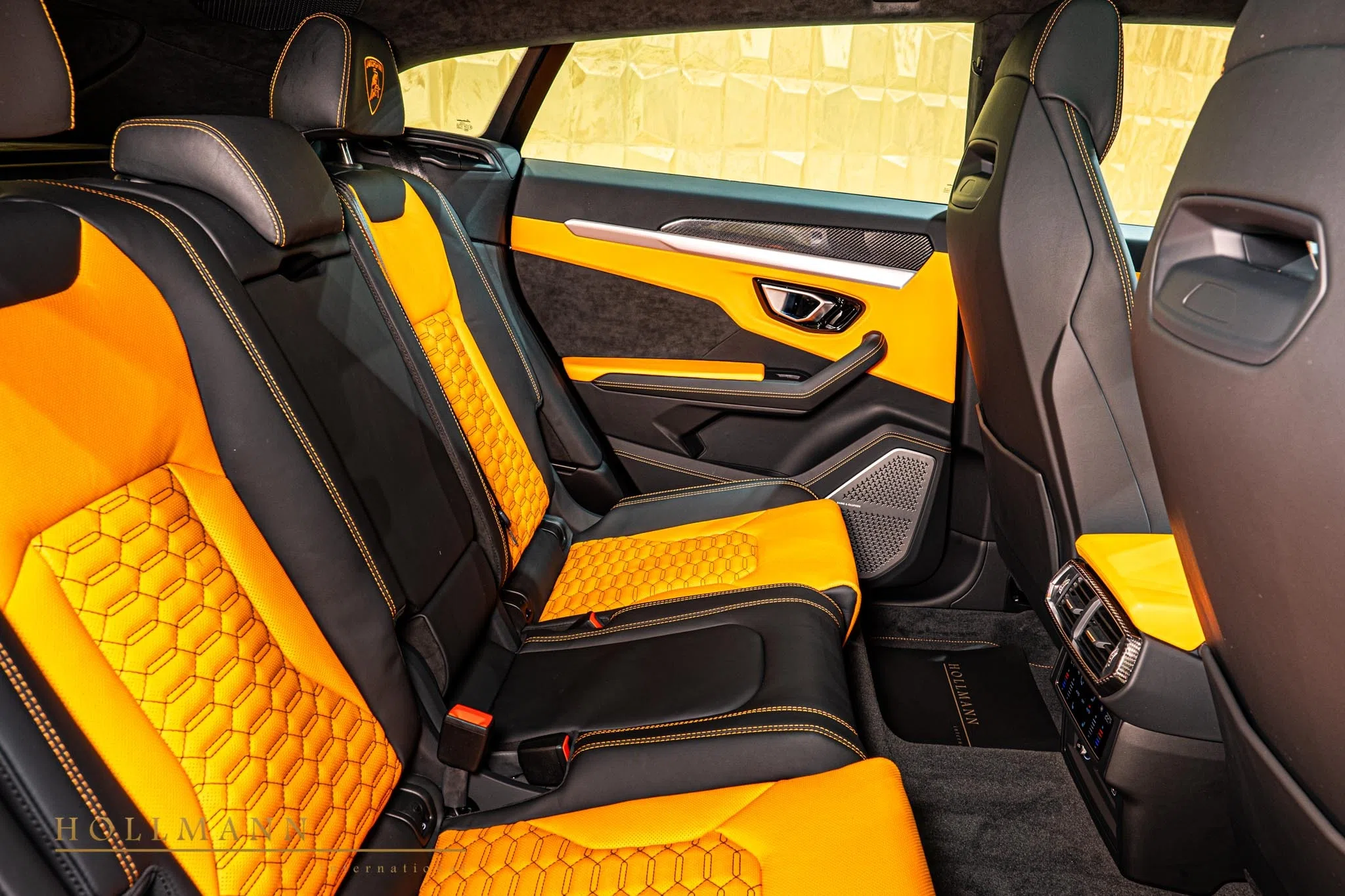 2022 Mansory Urus Venatus interior, seats