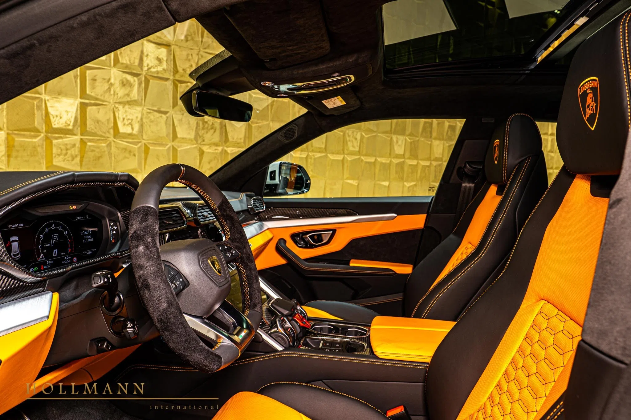 2022 Mansory Urus Venatus interior