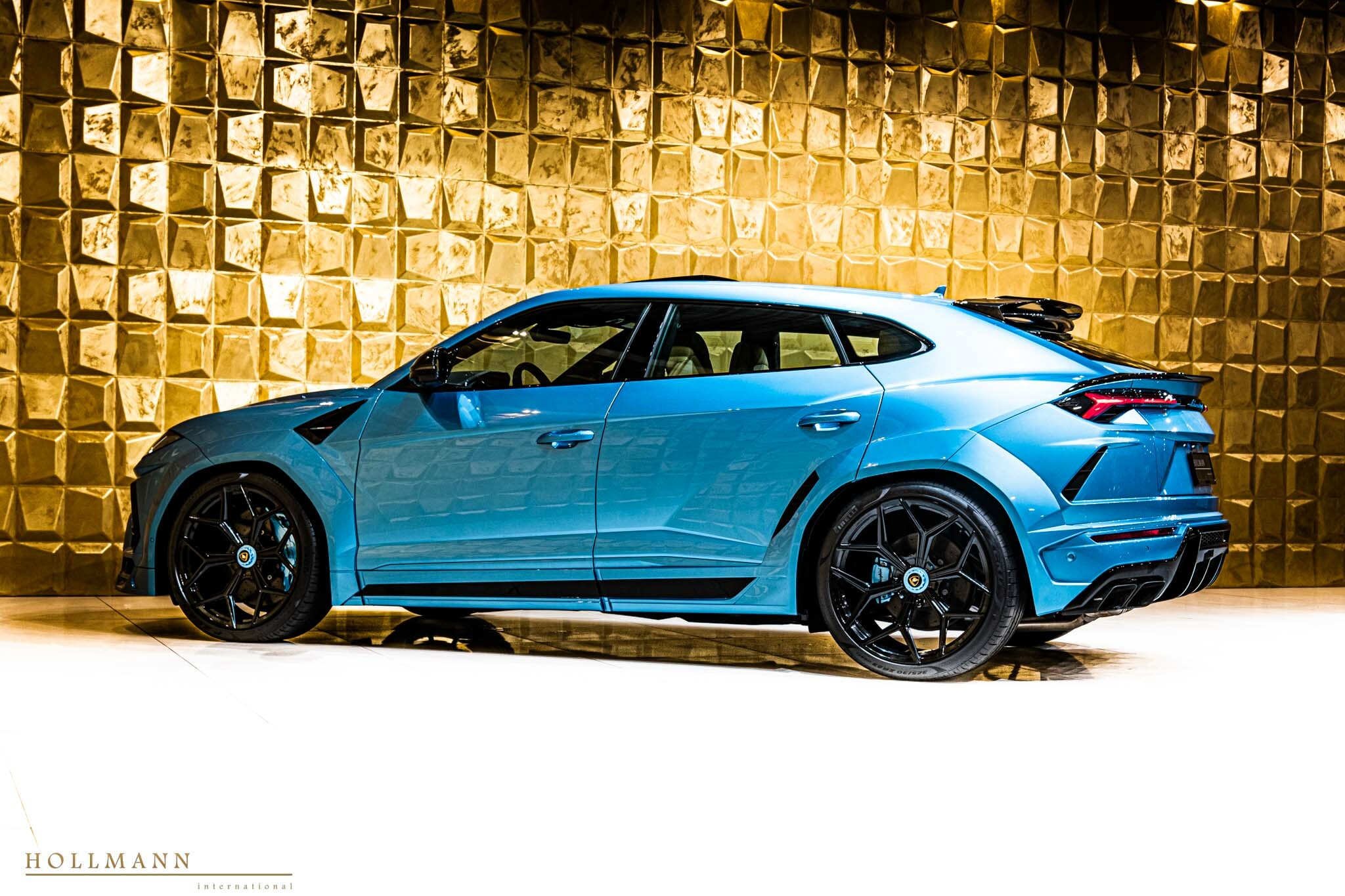 2022 Lamborghini Urus by NOVITEC, 3/20
