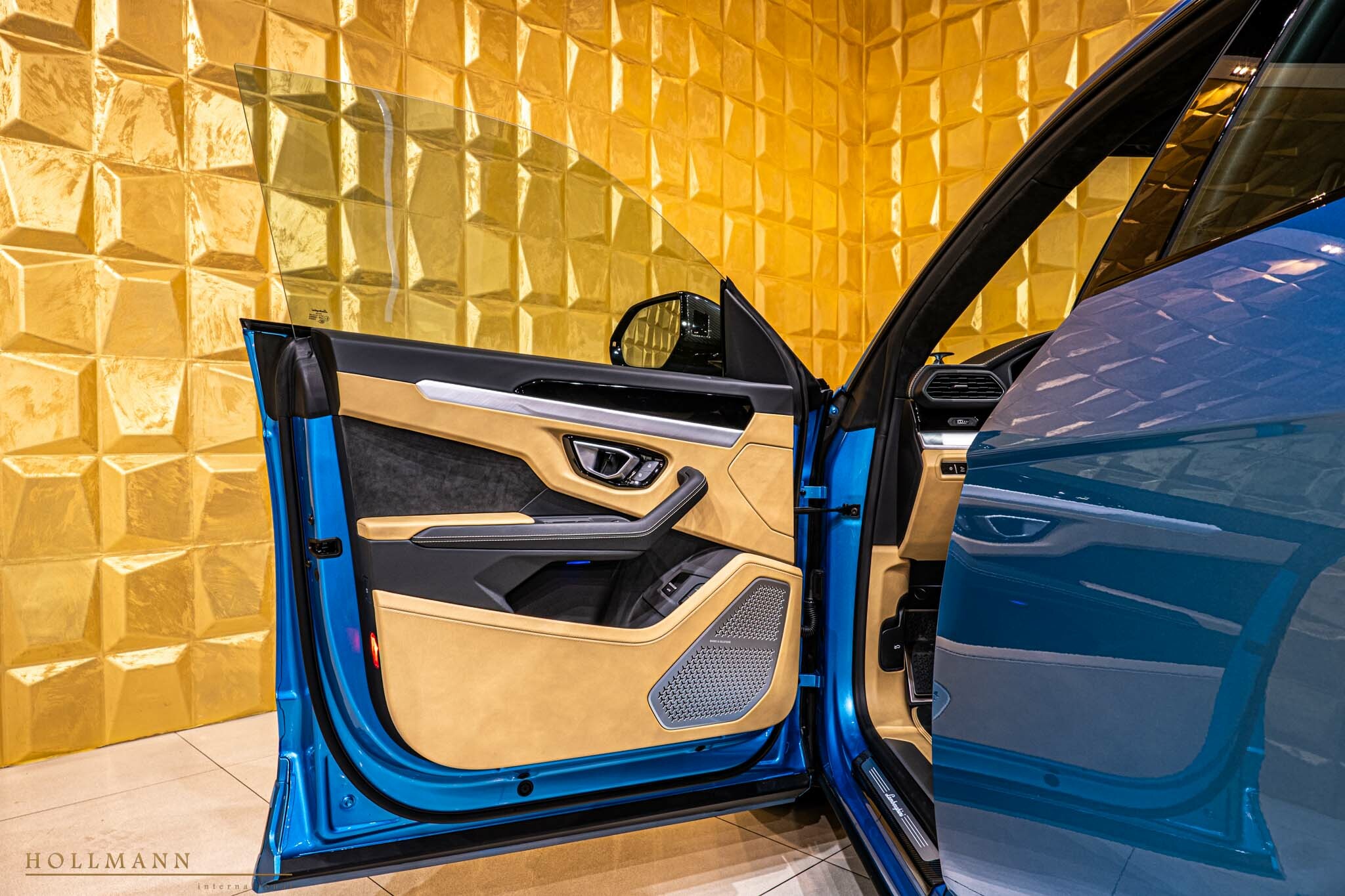 2022 Lamborghini Urus by NOVITEC, 4/20