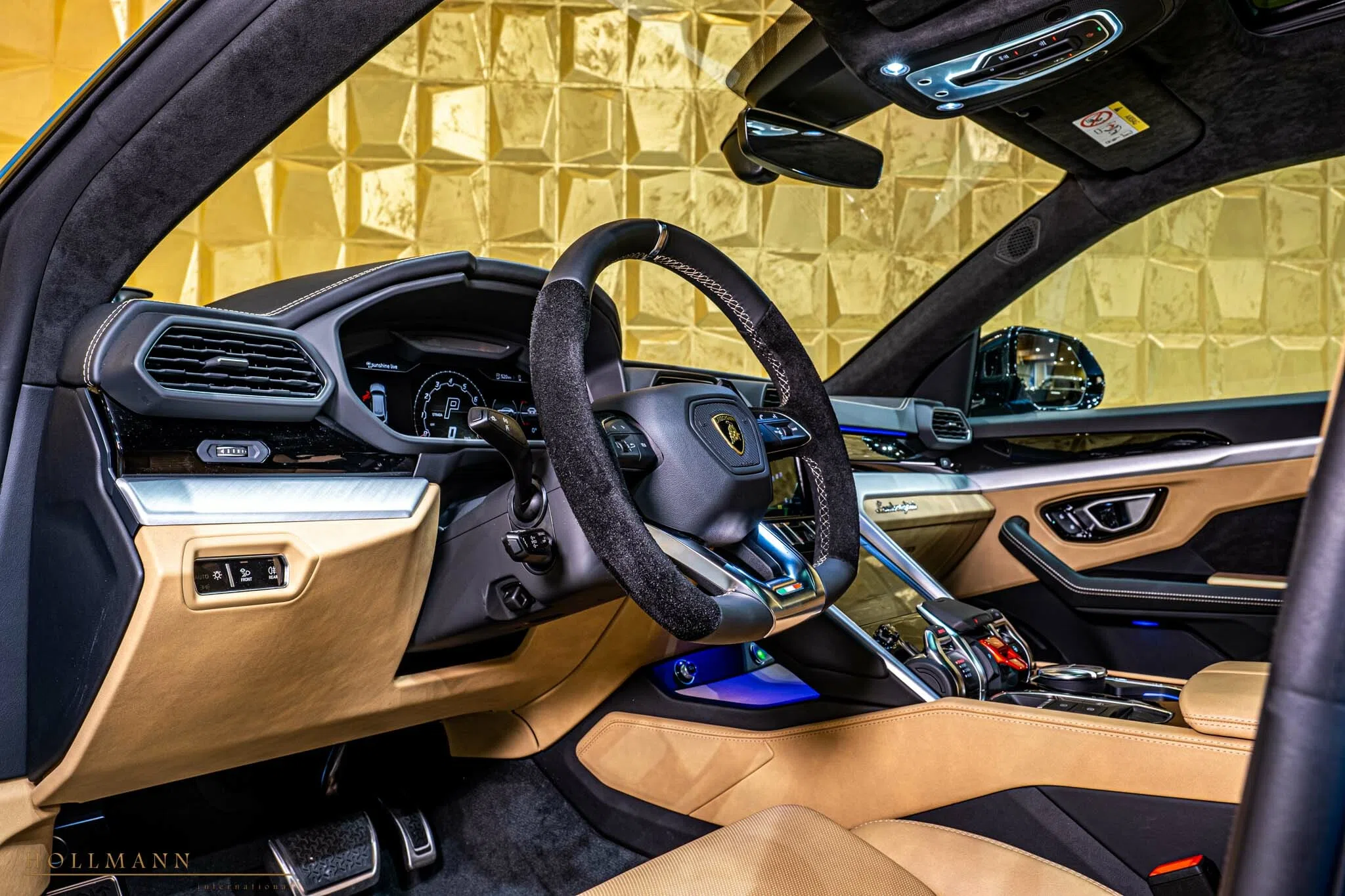 2022 Lamborghini Urus by NOVITEC interior, dashboard