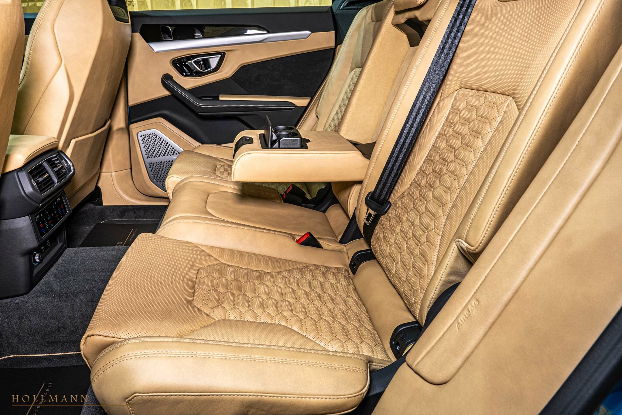 2022 Lamborghini Urus by NOVITEC, 9/20