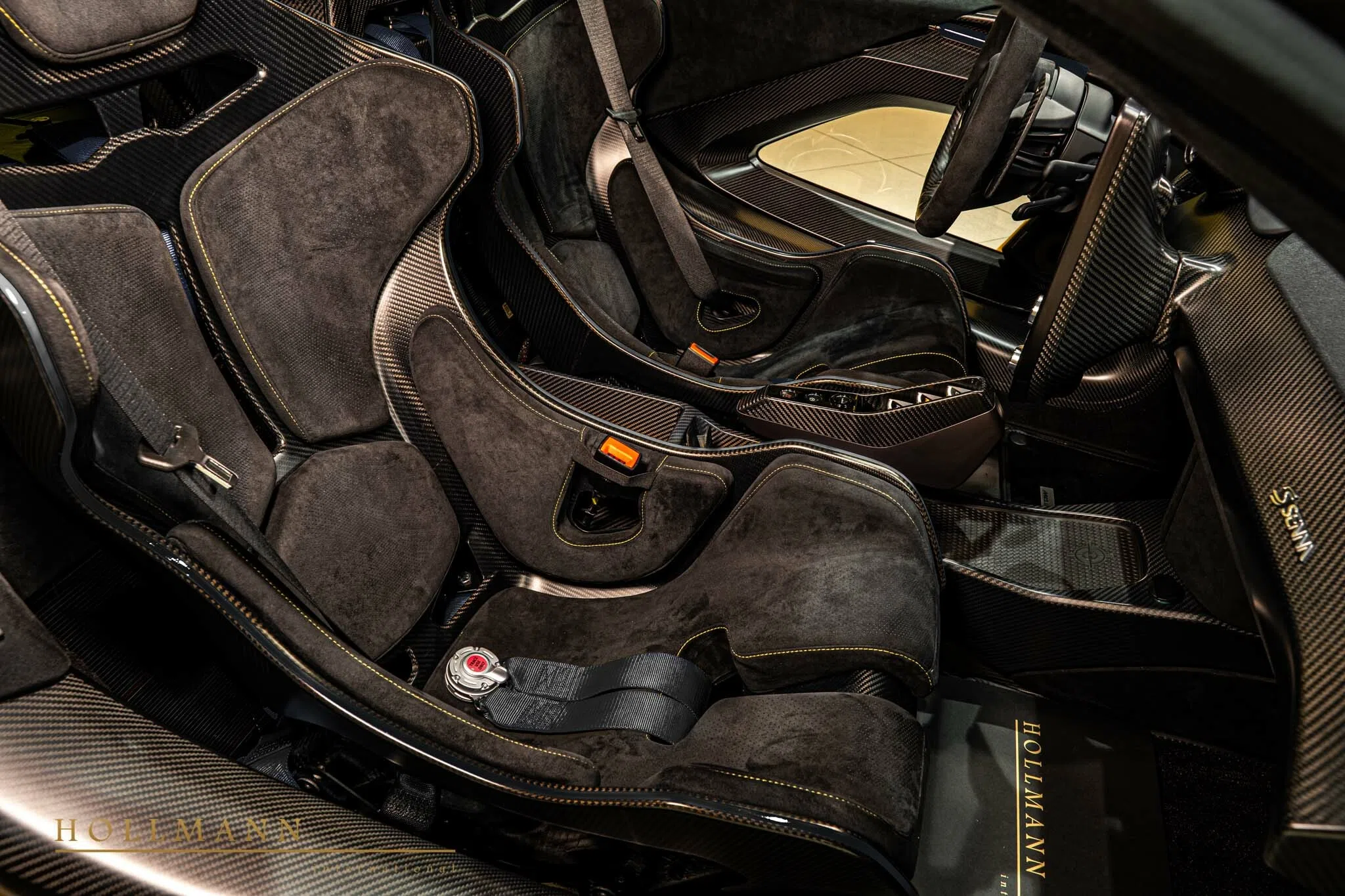 2018 McLaren Senna interior, seats