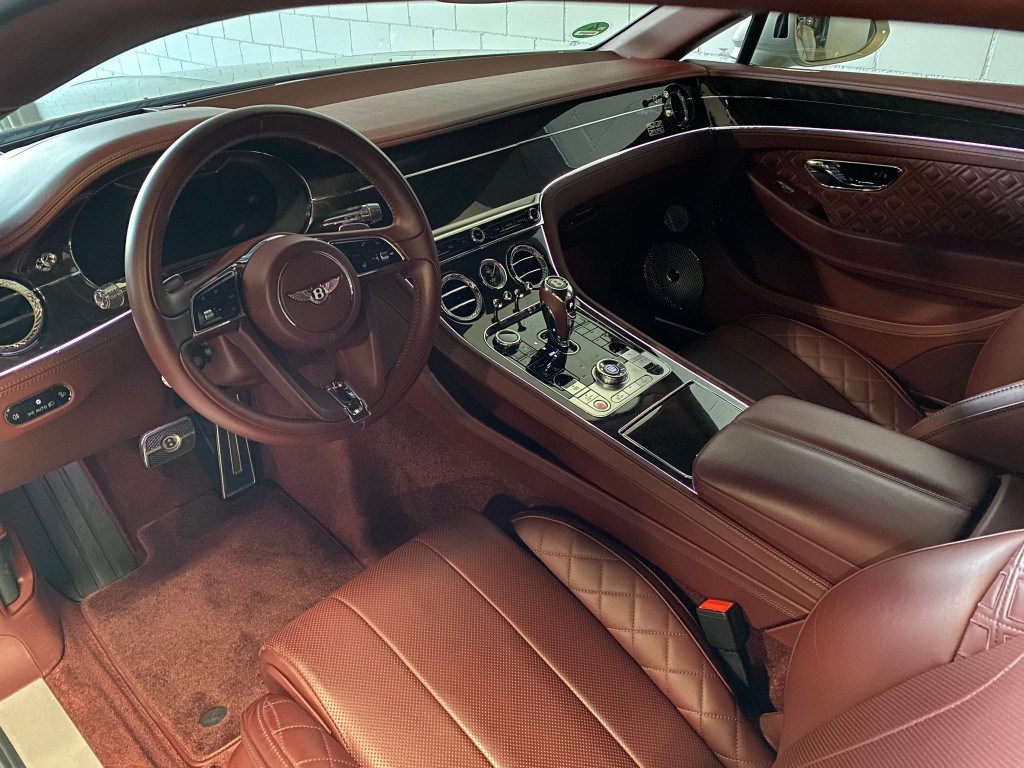 2018 BENTLEY Continental GT 6.0 W12 First Edition, 2/8