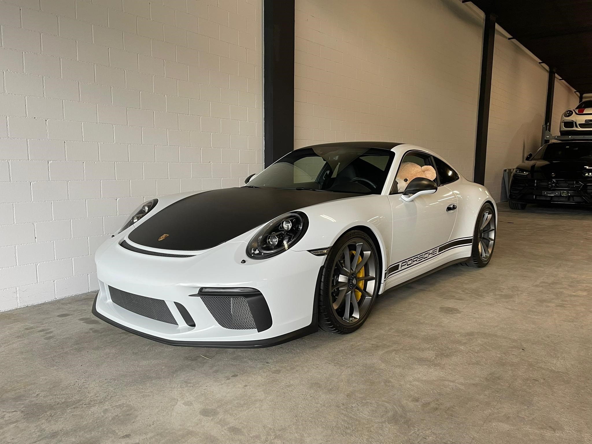 2018 PORSCHE 911 GT3 Touring
