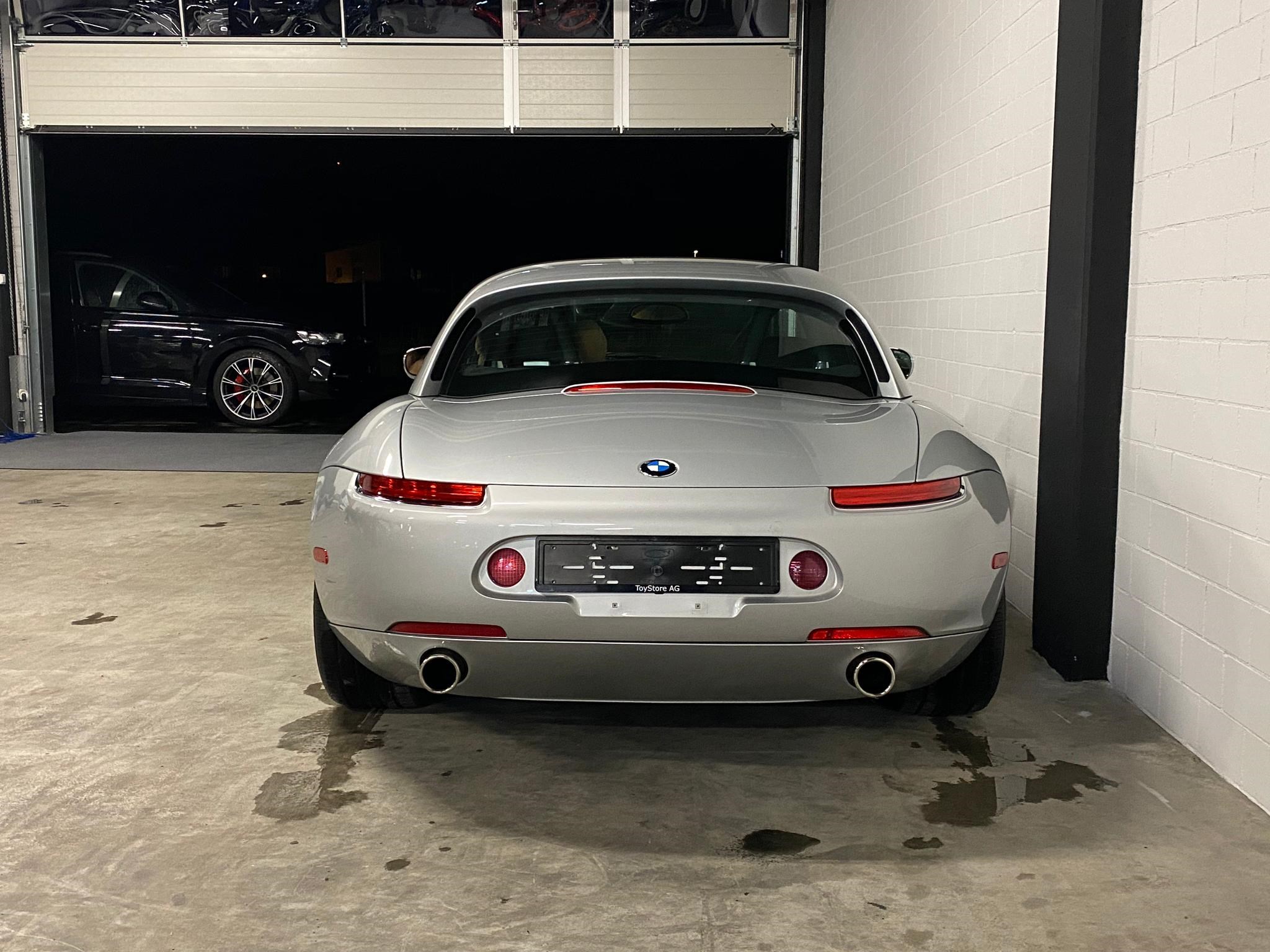 2001 BMW Z8 Roadster, 5/8