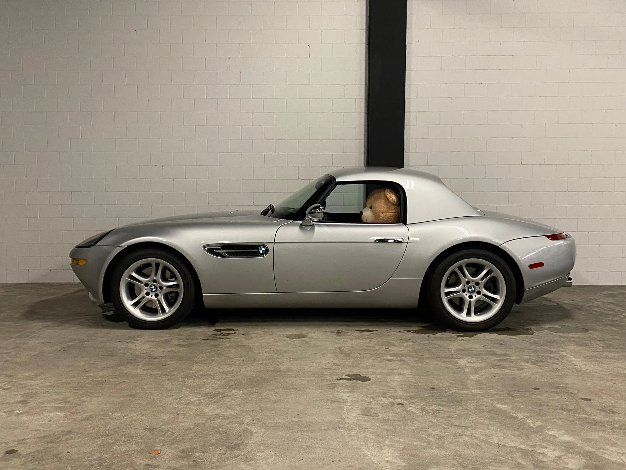 2001 BMW Z8 Roadster, 6/8
