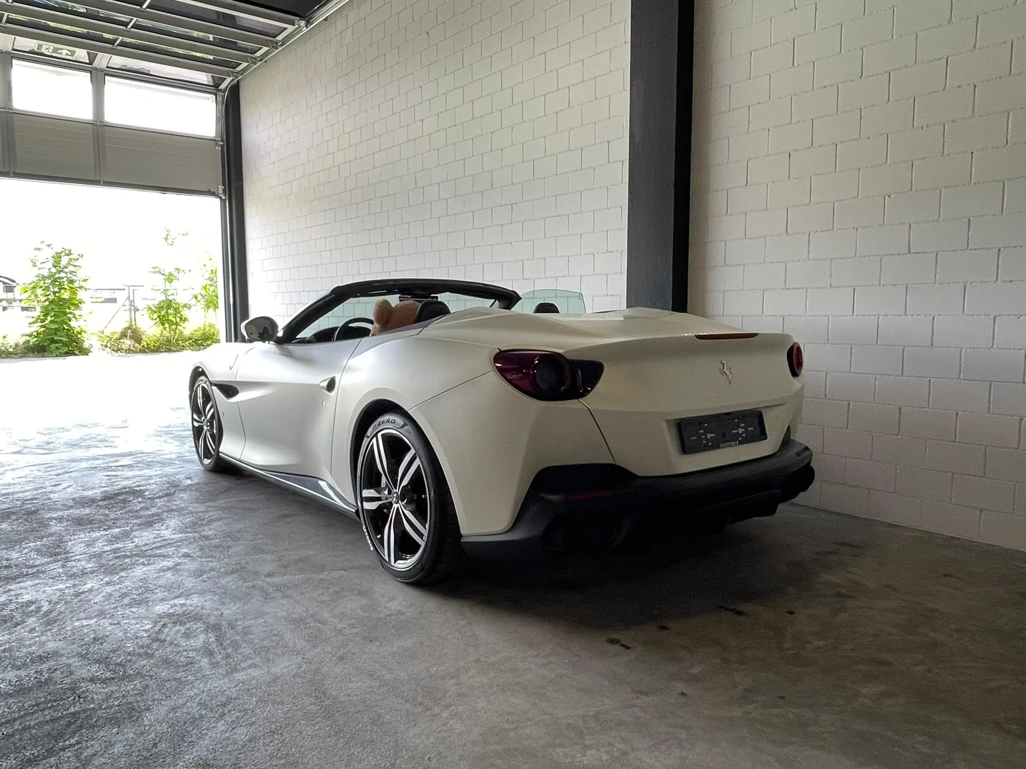 2019 FERRARI Portofino, exterior
