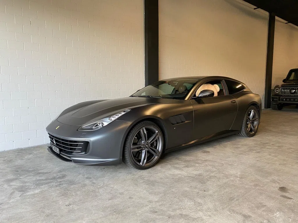 2017 FERRARI GTC4 Lusso