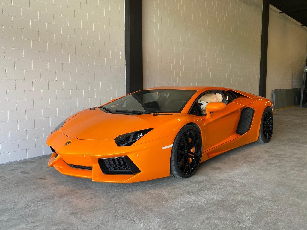 2015 LAMBORGHINI Aventador LP700-4 Coupé