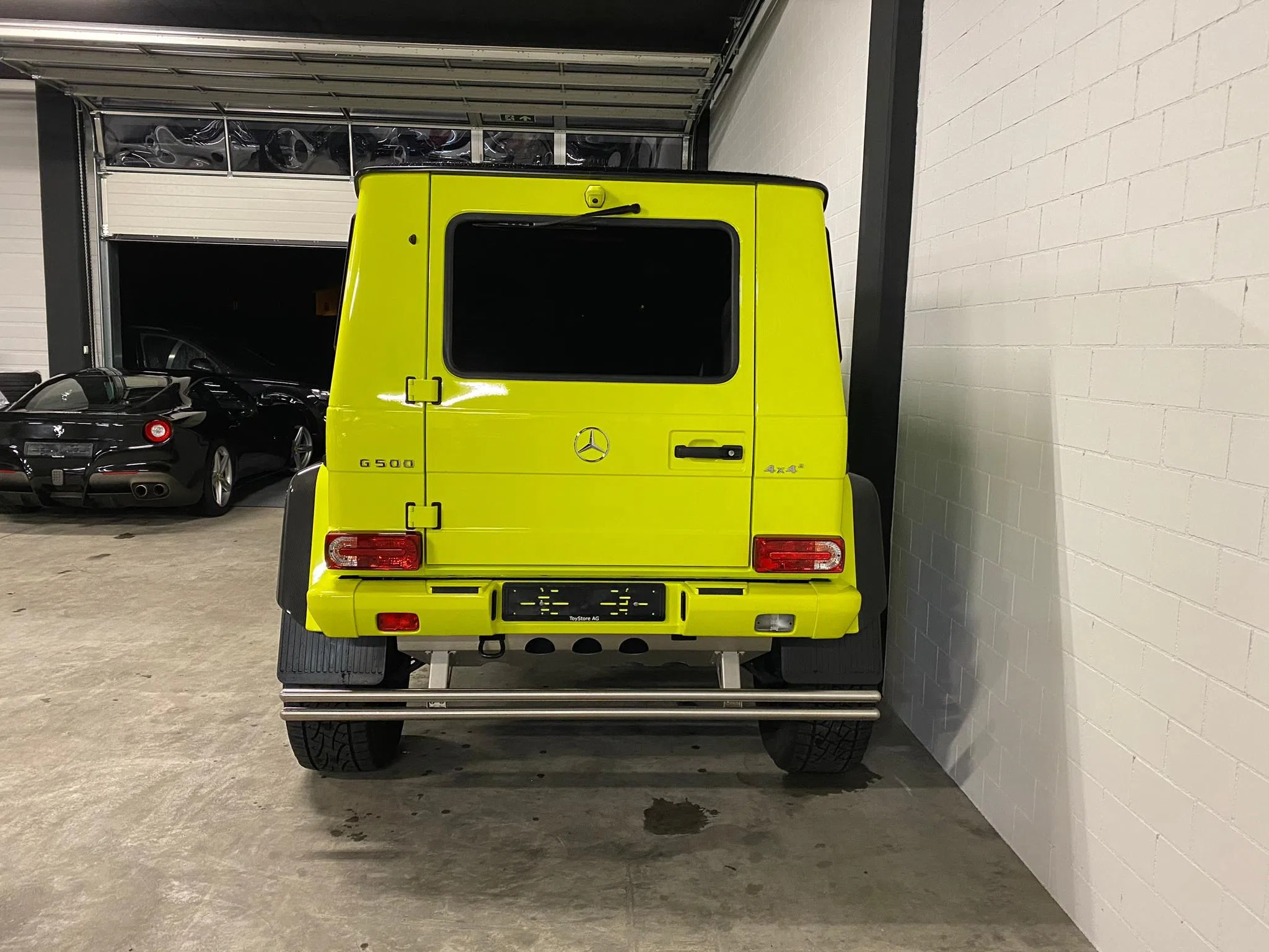 2019 MERCEDES-BENZ G 500 4x4² 7G-Tronic, rear three-quarter view