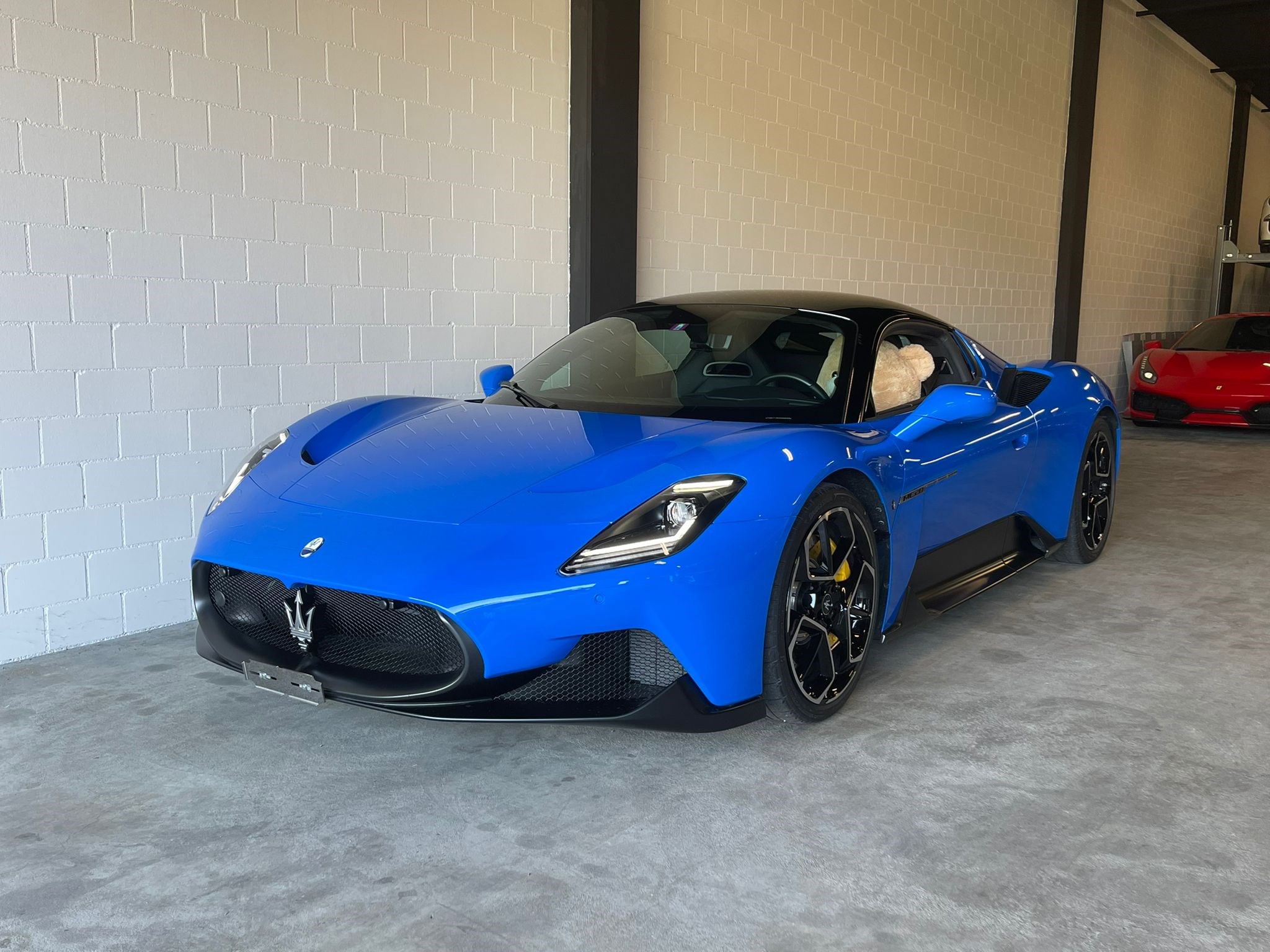 2022 MASERATI MC20