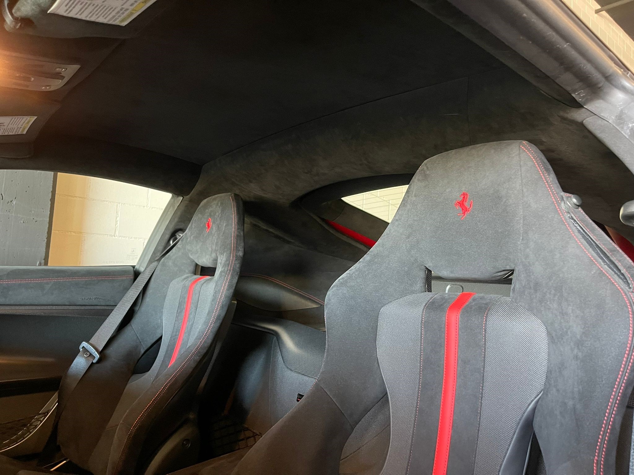 2016 FERRARI F12 TDF, 6/10