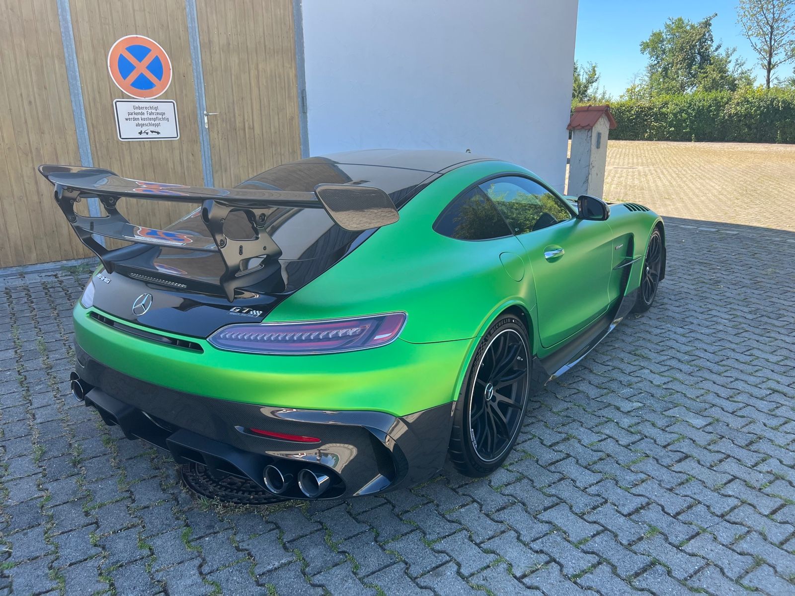 2022 Mercedes-AMG GT Black Series, 2/18
