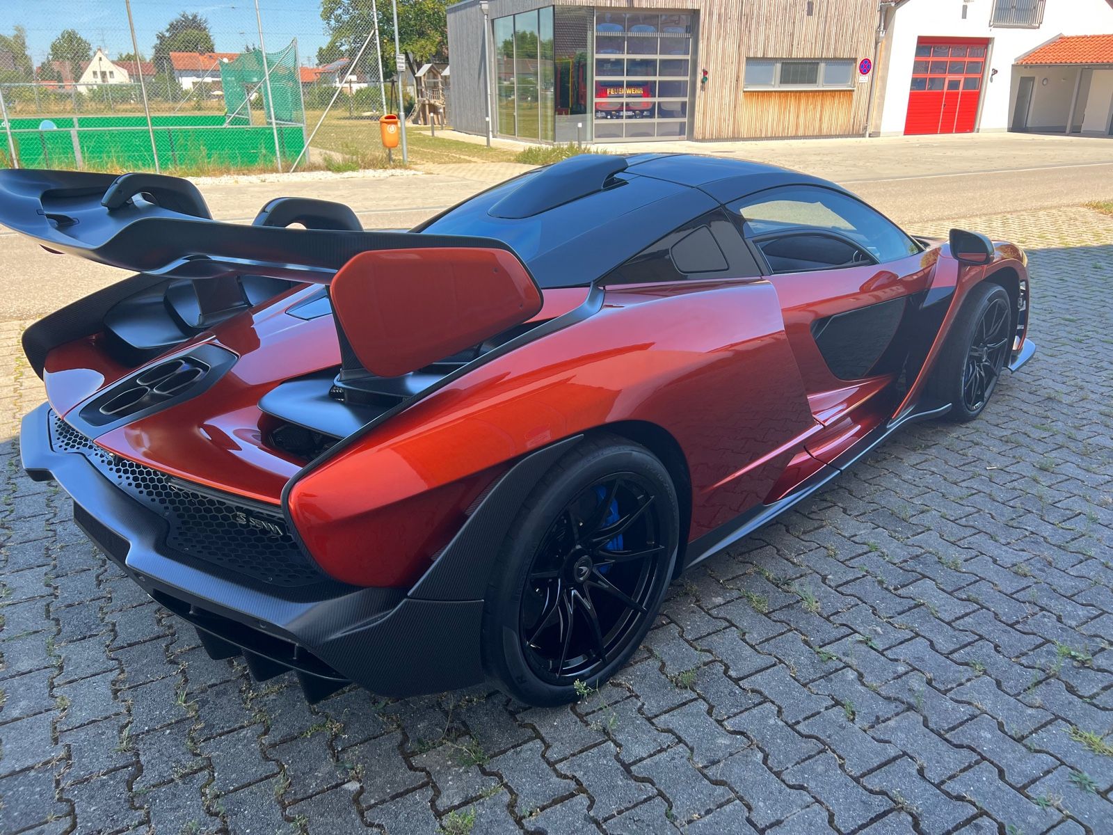 2018 McLaren Senna, 12/15