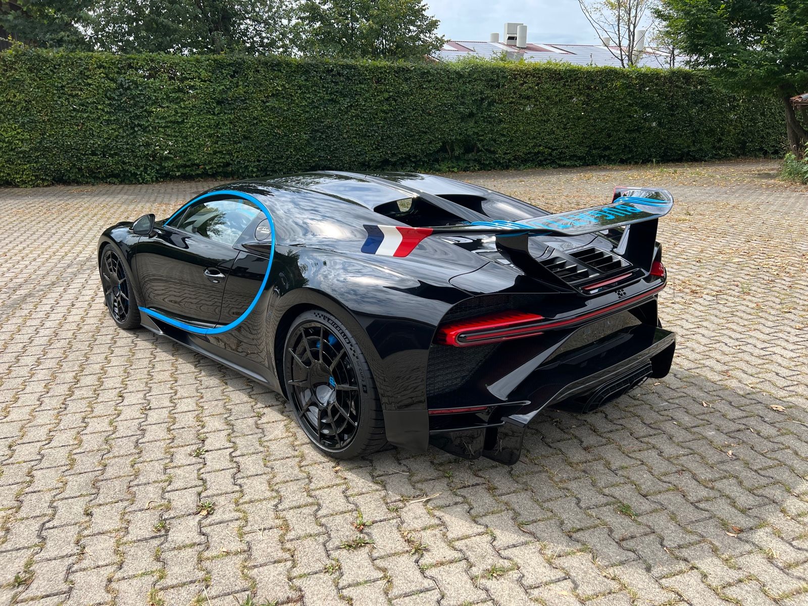 2022 Bugatti Chiron PUR SPORT, 3/4
