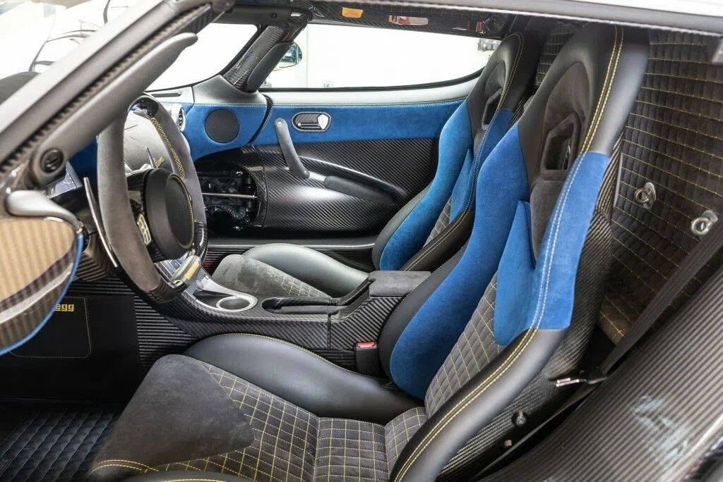 2017 Koenigsegg Agera RS interior, seats, Grau