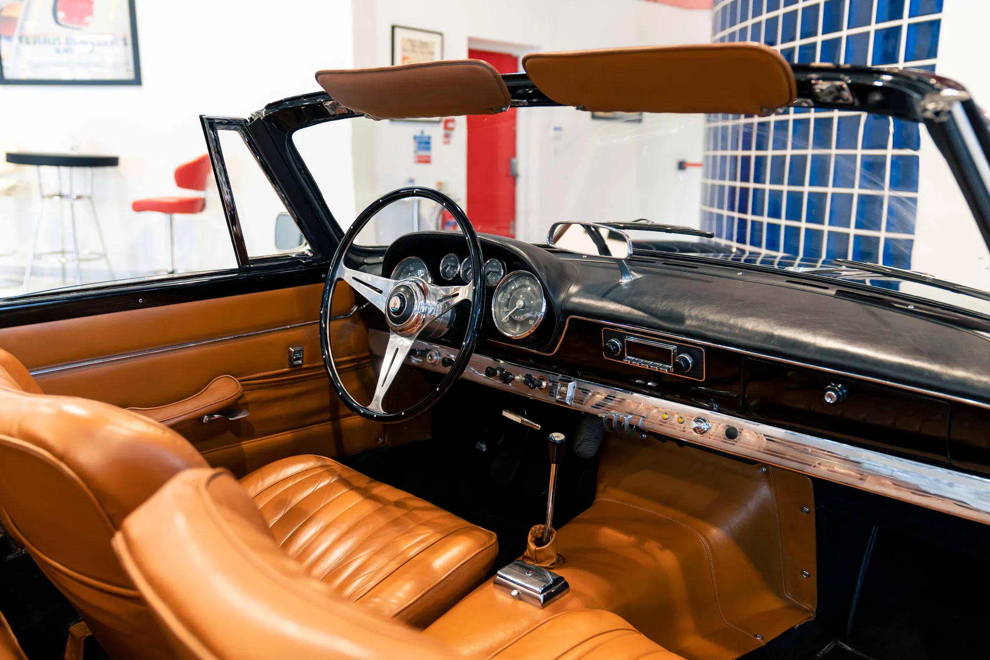 1960 MASERATI 3500 GT VIGNALE SPYDER, 4/18