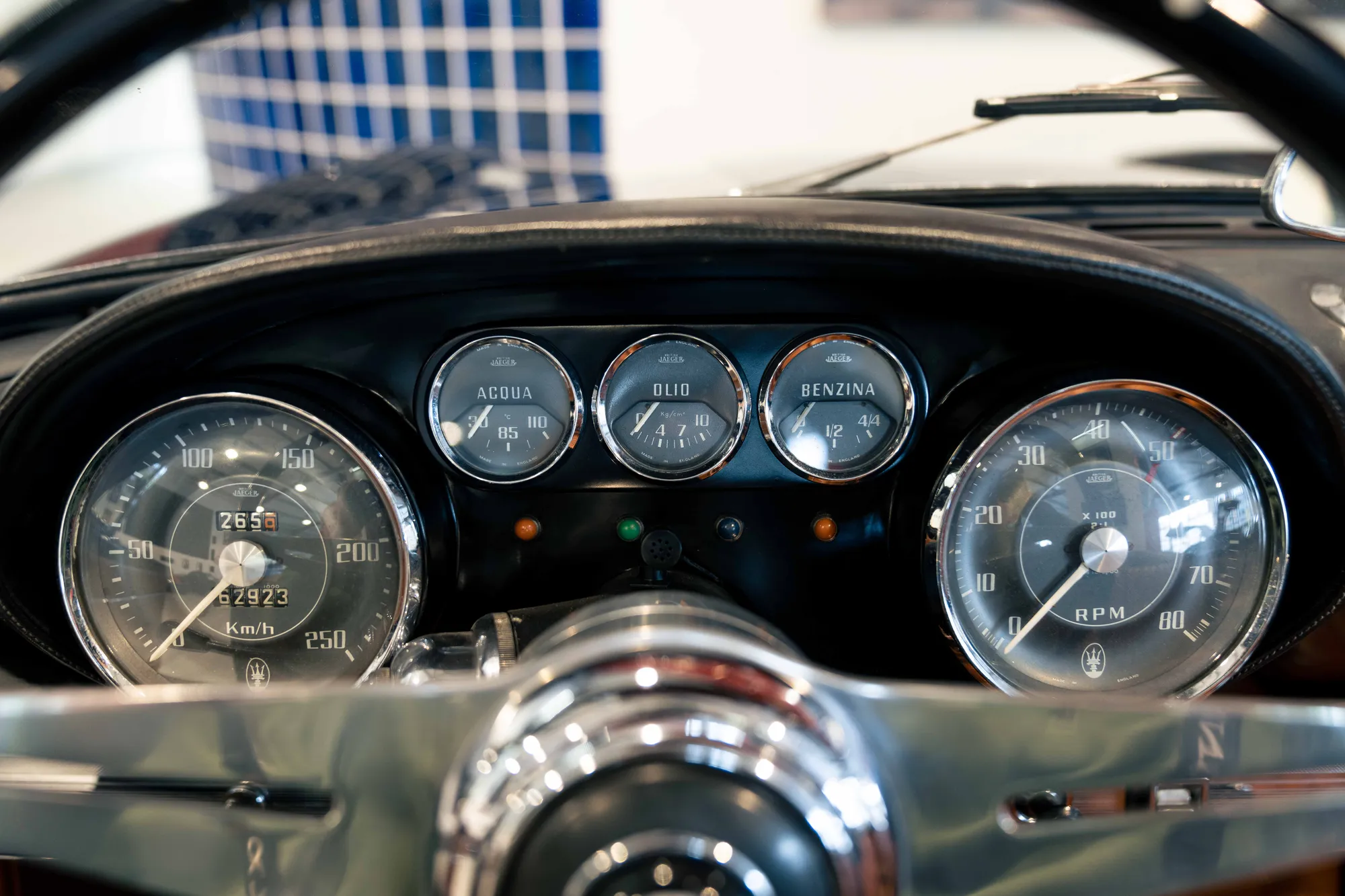 1960 MASERATI 3500 GT VIGNALE SPYDER, 11/18