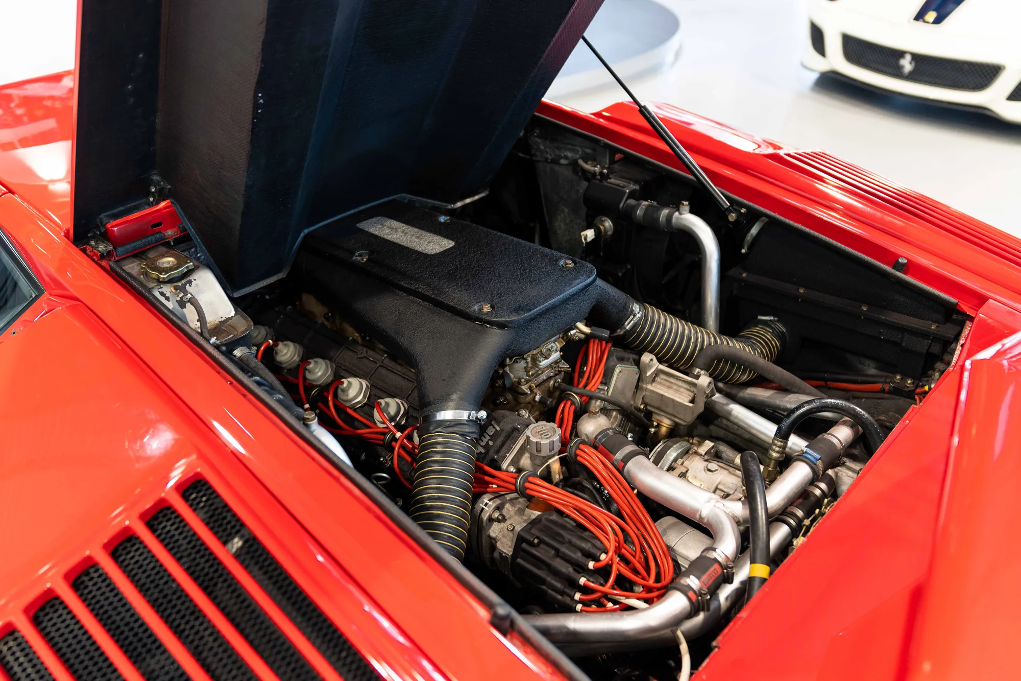 1990 LAMBORGHINI COUNTACH 25TH ANNIVERSARY, 19/20