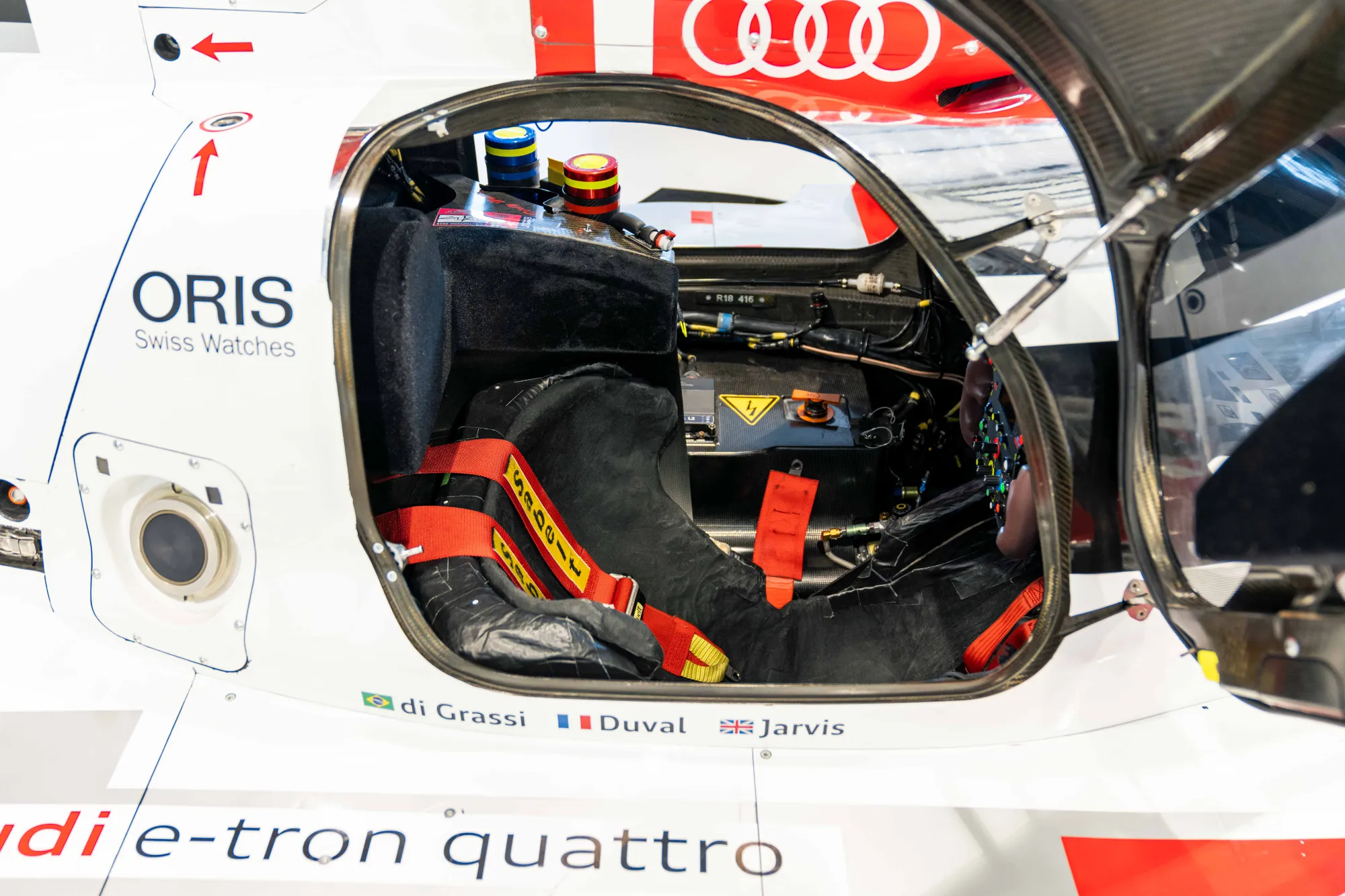 2015 AUDI R18 E-TRON QUATTRO, 8/17