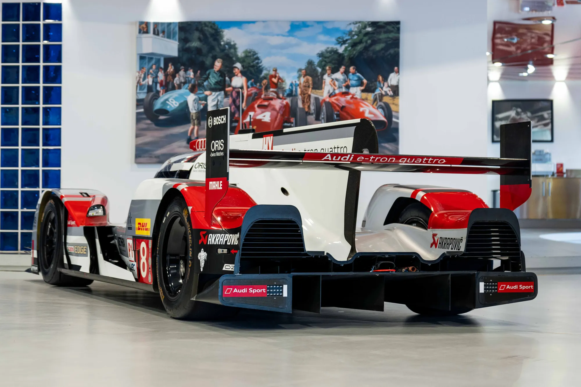 2015 AUDI R18 E-TRON QUATTRO, 12/17