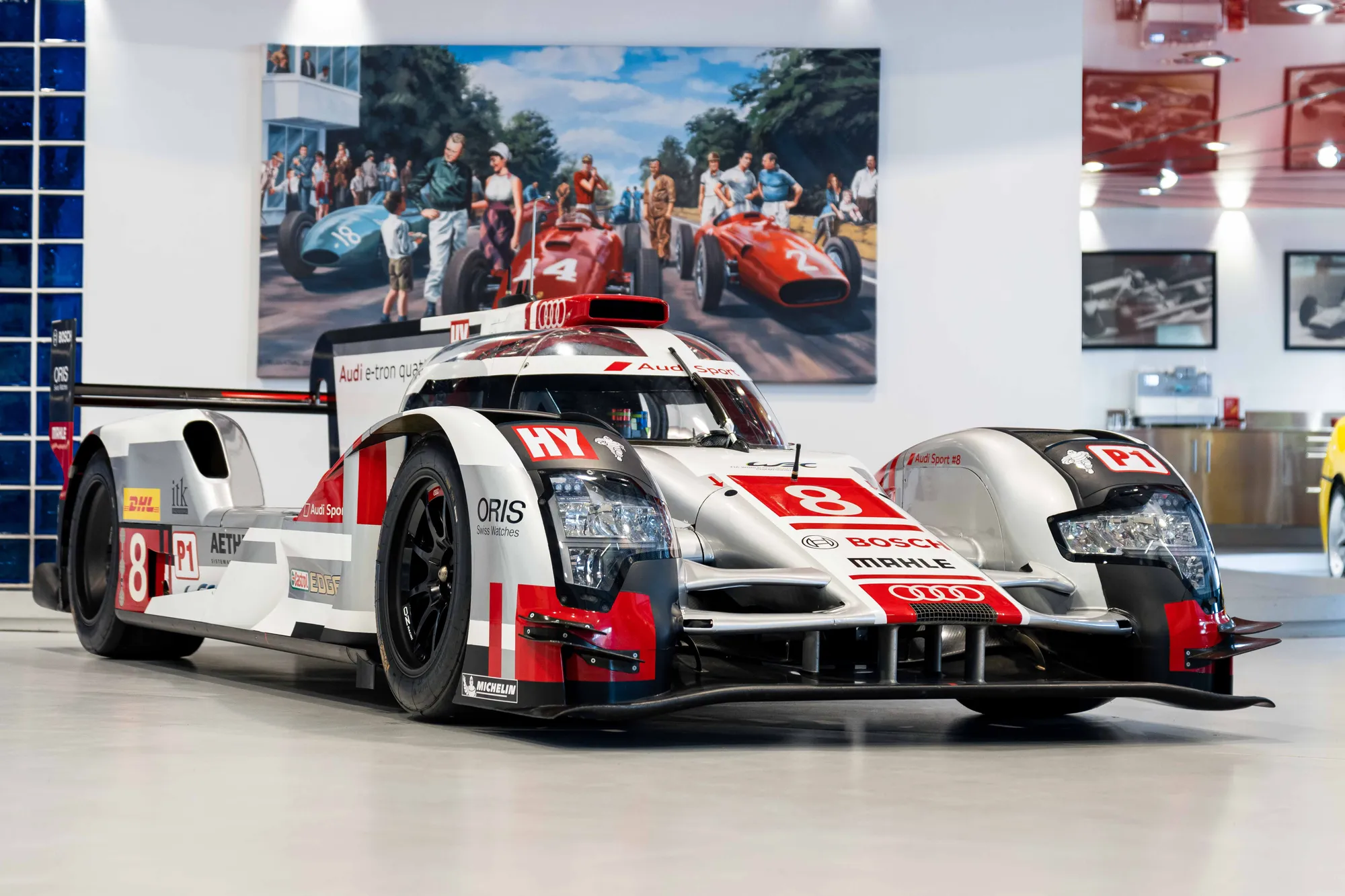 2015 AUDI R18 E-TRON QUATTRO, 17/17