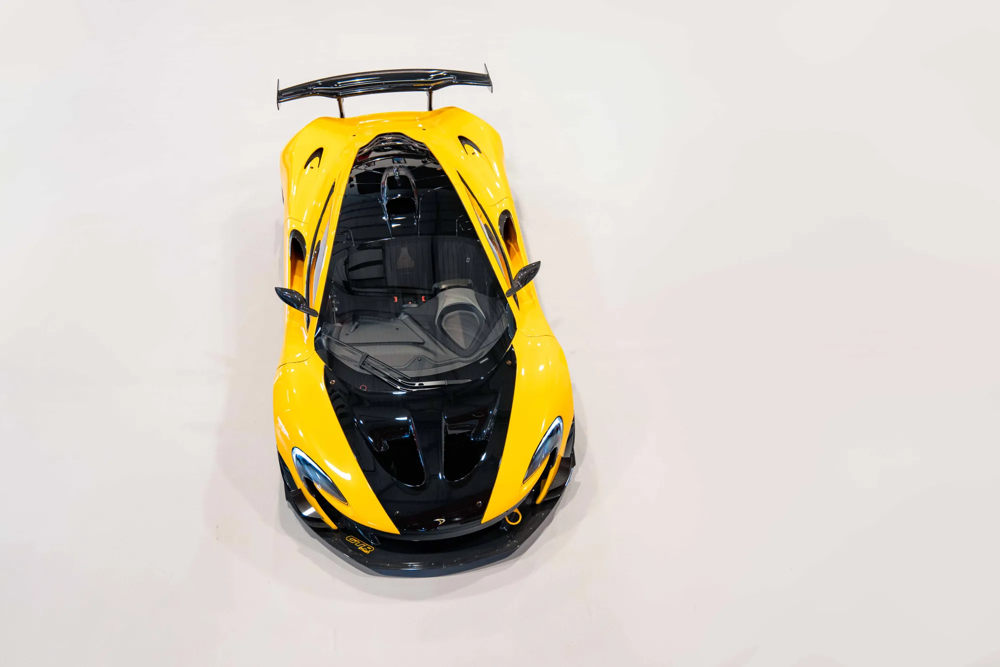 2015 MCLAREN P1 GTR ROAD LEGAL, 20/20