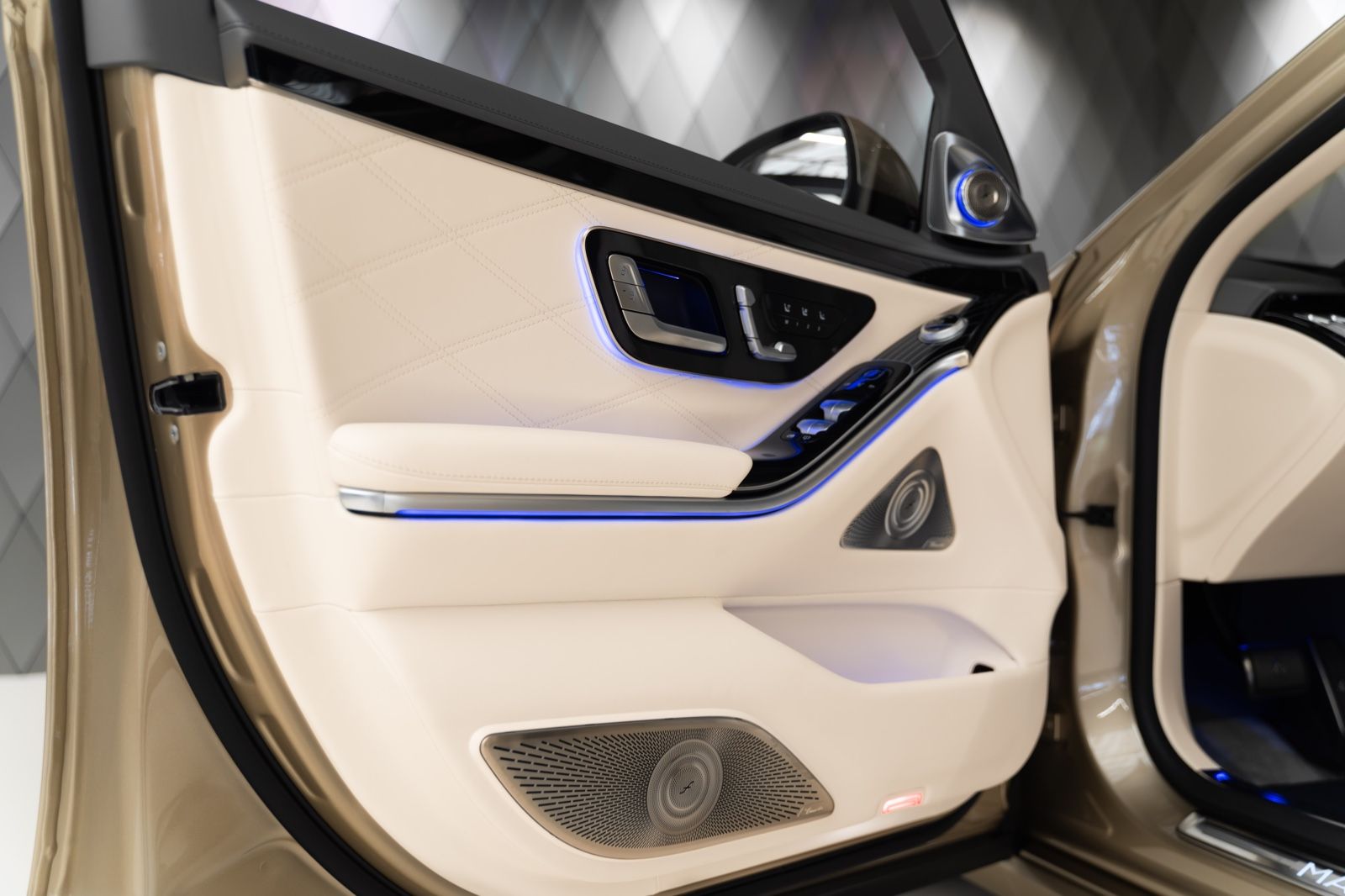 2022 Mercedes-Maybach S 680, 38/42