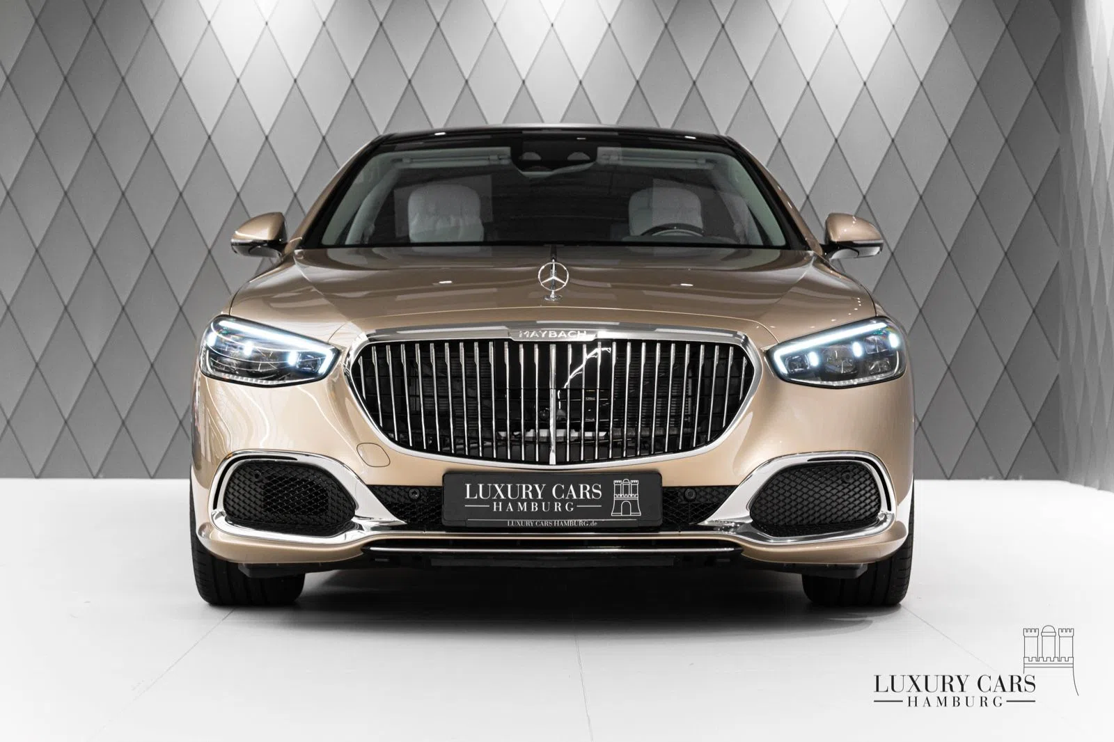 2022 Mercedes-Maybach S 680 for sale, exterior, Travertinbeige gold